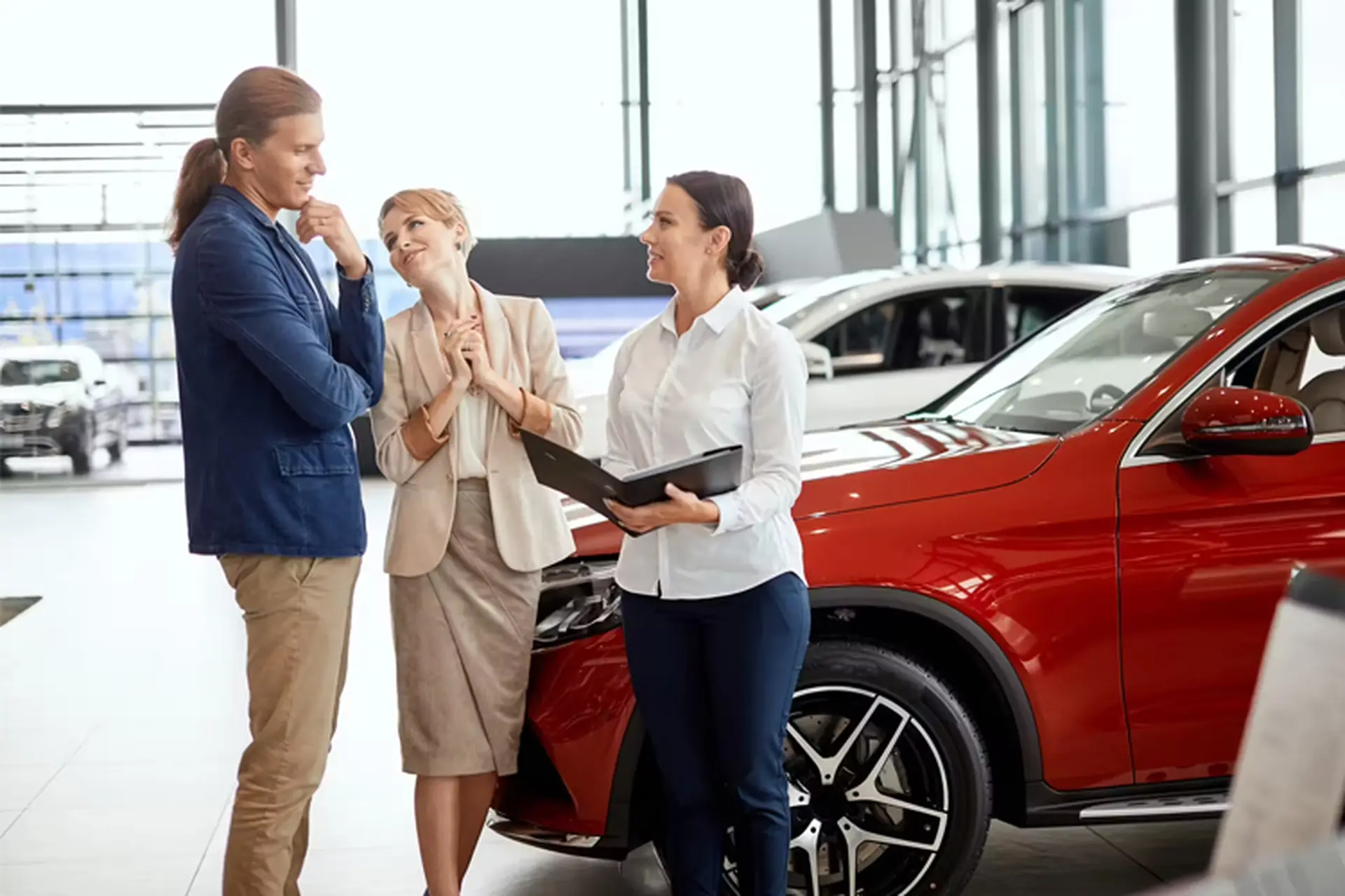 Cách chọn màu sắc và biển số xe hợp với tuổi: Bí quyết vạn dặm bình an và nâng cao tài lộc