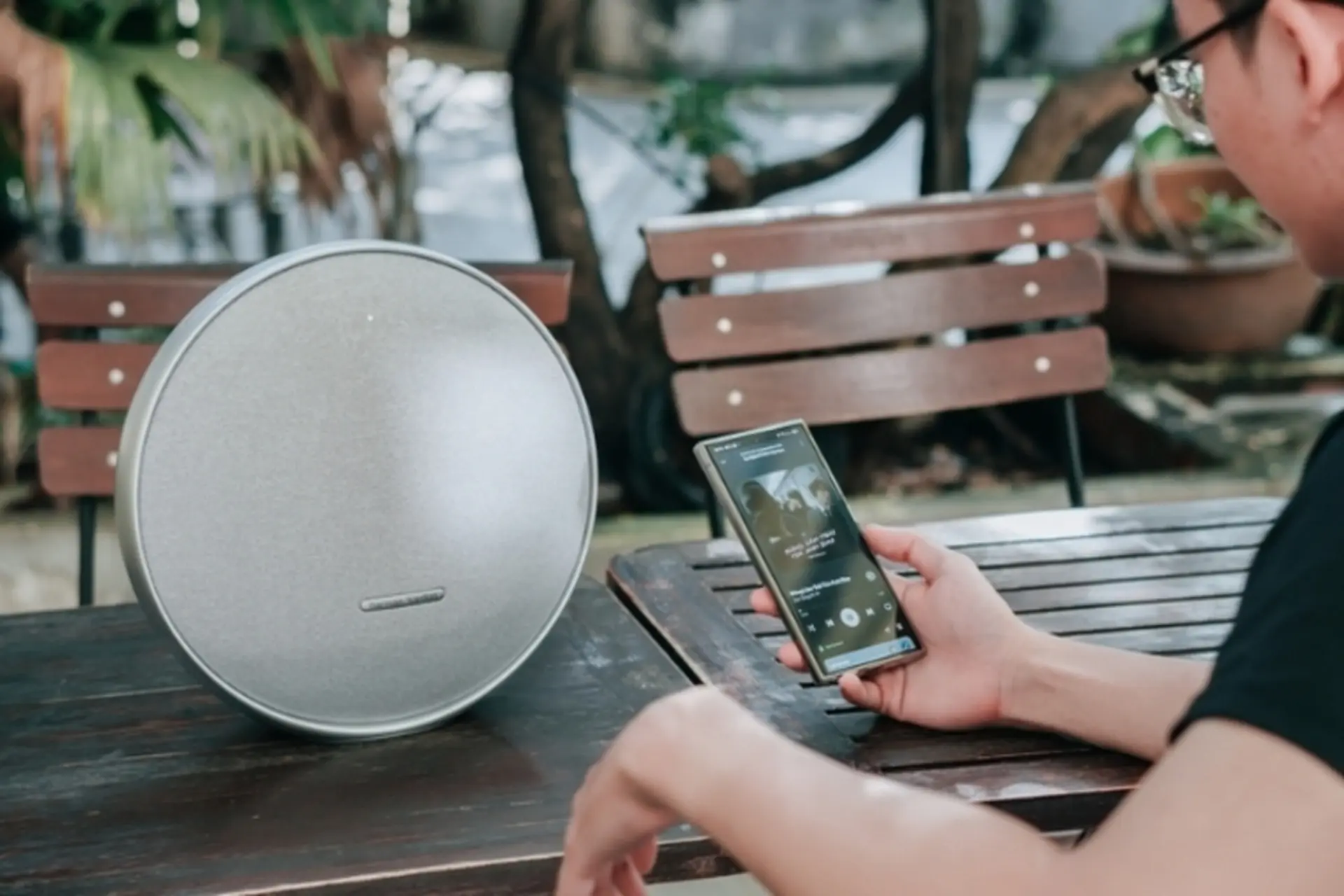 Mách bạn cách kết nối loa Harman Kardon với điện thoại, laptop, tivi nhanh chóng, đơn giản