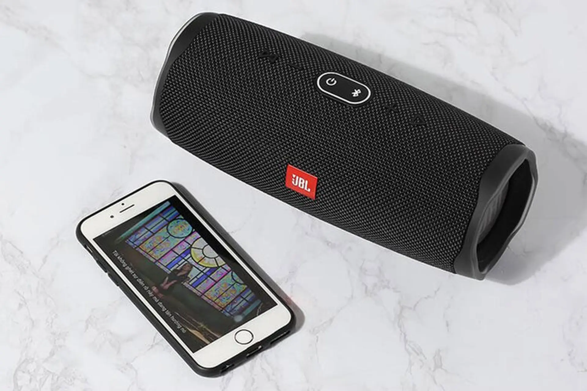 Hướng dẫn cách kết nối loa JBL với điện thoại để nghe nhạc với âm thanh sống động, sắc nét