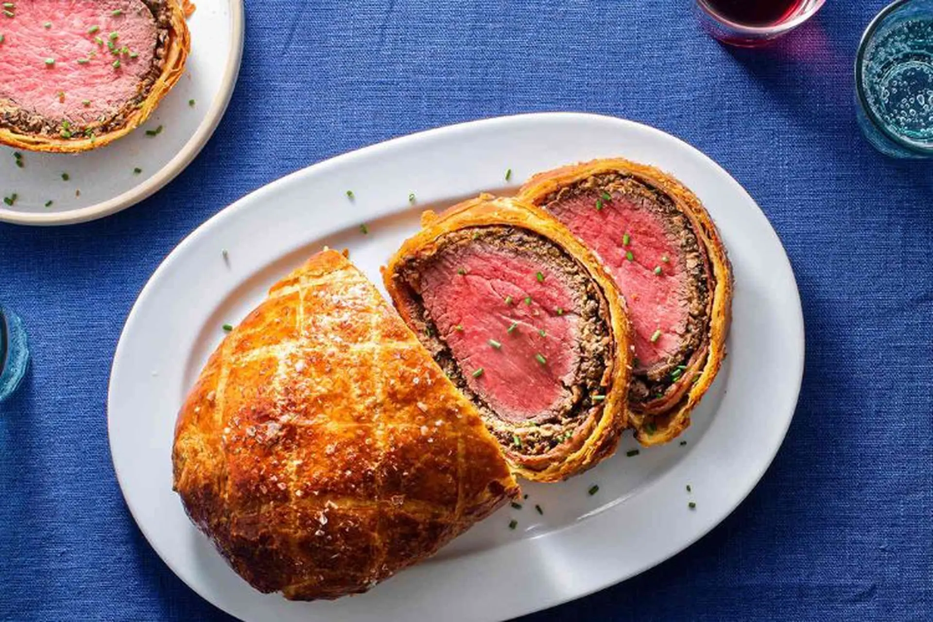 Mách bạn cách làm bò Wellington tại nhà thơm ngon chuẩn vị không kém ngoài hàng