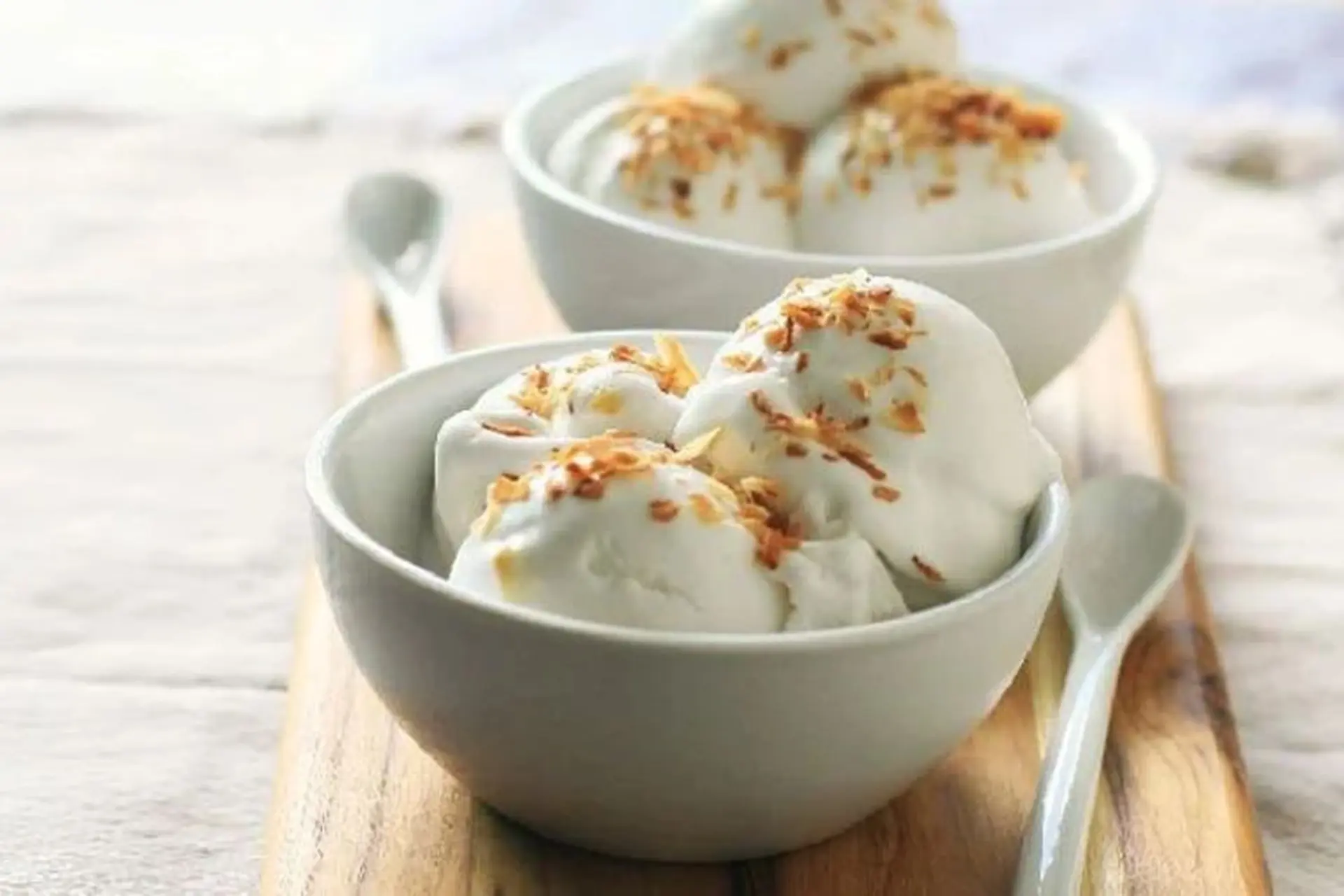 Cách làm kem từ Whipping Cream đơn giản tại nhà với loạt nguyên liệu sẵn có