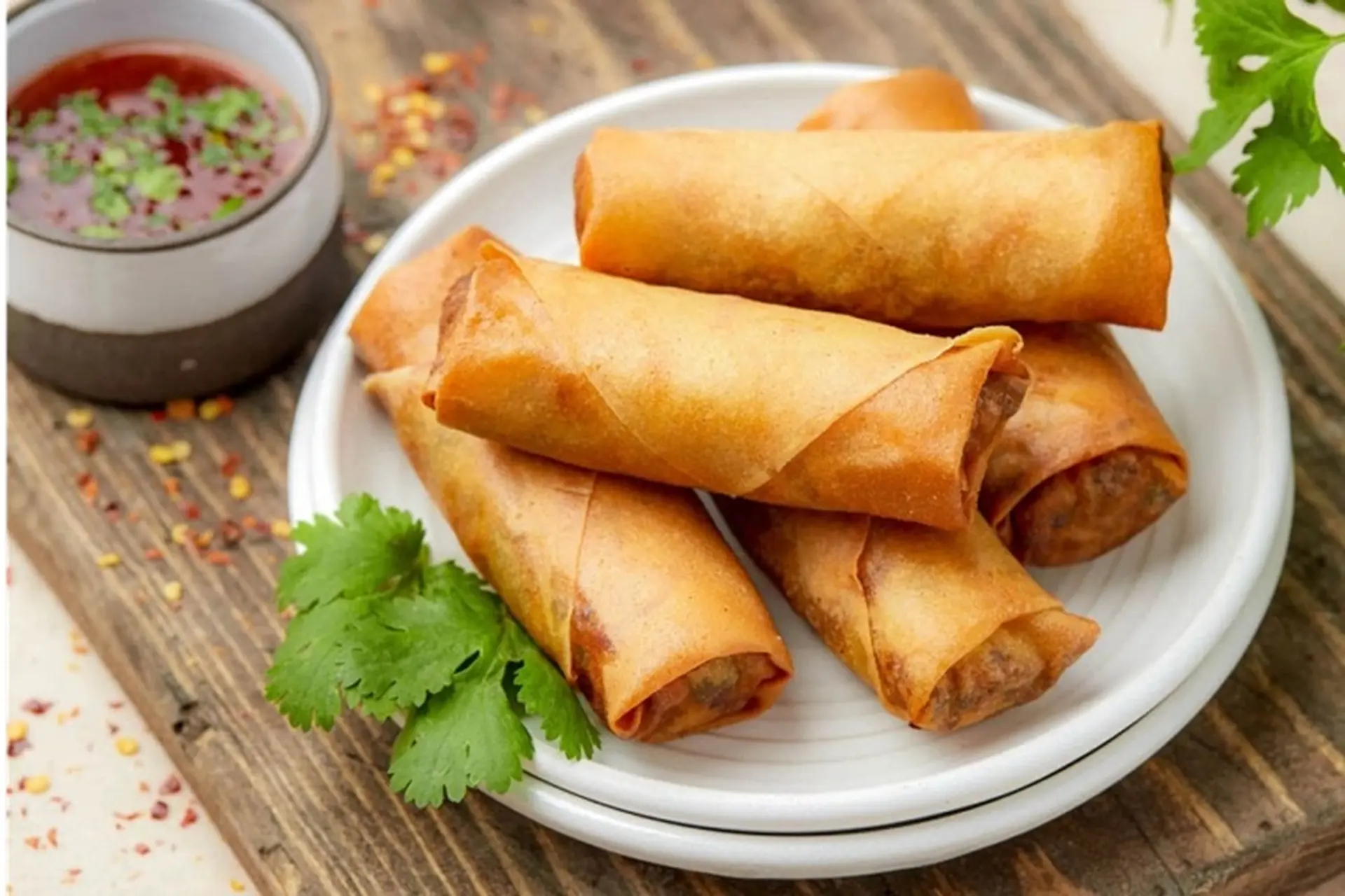 Hướng dẫn nhanh cách làm nem gà rán ngon chuẩn vị, giòn tan, đưa cơm ngày lạnh