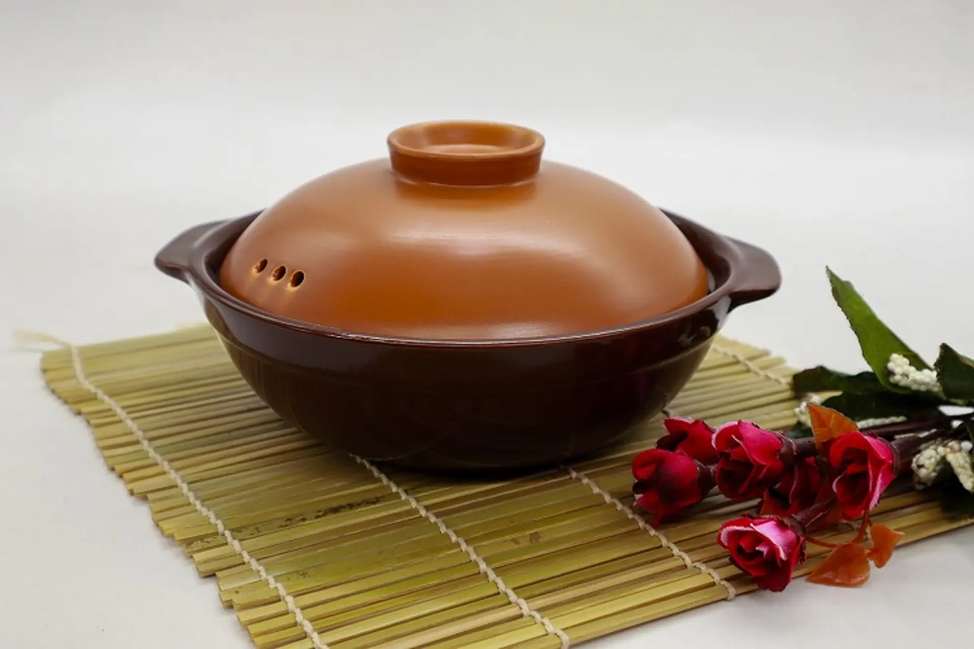 Cách làm nồi đất không bị nứt khi mới mua về đơn giản nhưng hiệu quả dài lâu
