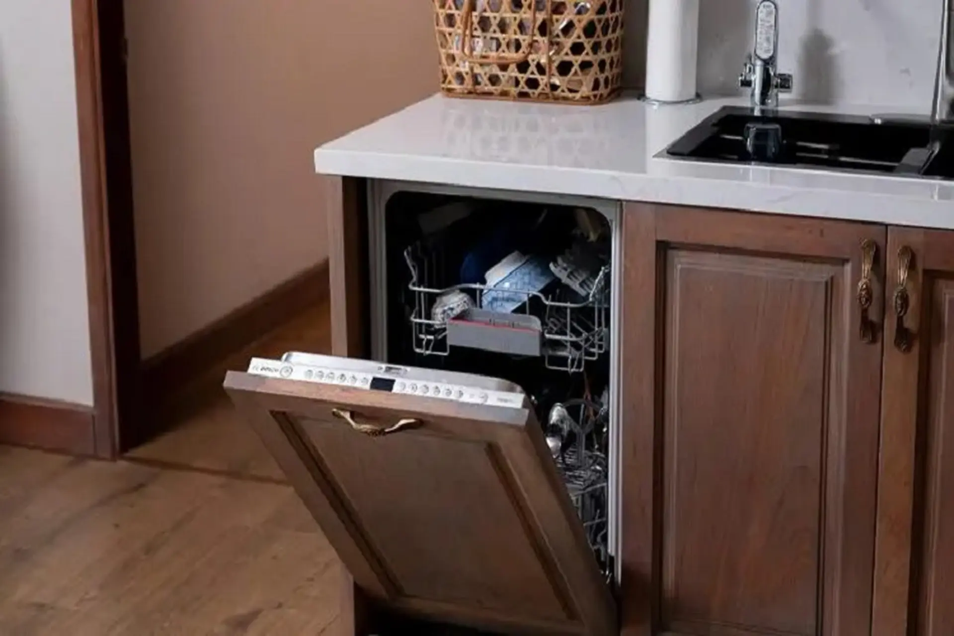 Chi tiết cách lắp đặt máy rửa bát Bosch tại nhà chính xác, an toàn và nhanh chóng
