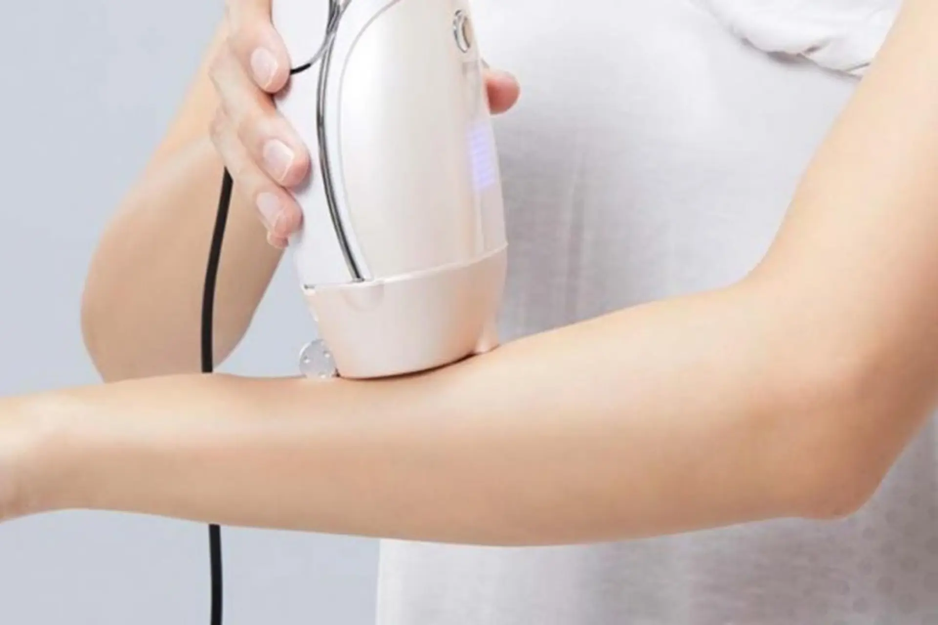 Hướng dẫn cách triệt lông tại nhà hiệu quả và những lưu ý khi triệt để không mọc lông trở lại