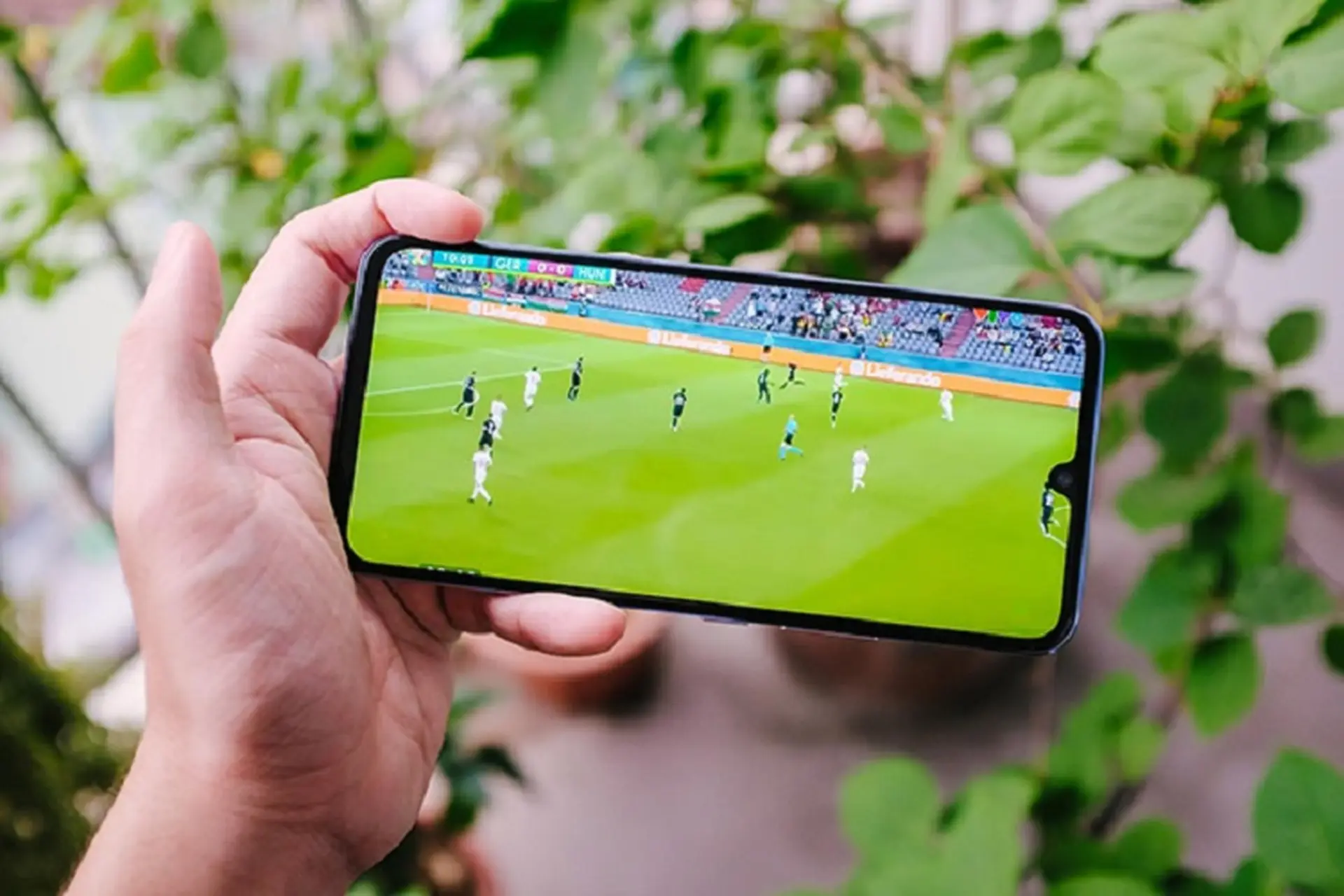Cách xem World Cup 2026 bản quyền trên smartphone đầy đủ, mượt mà nhất tại Việt Nam