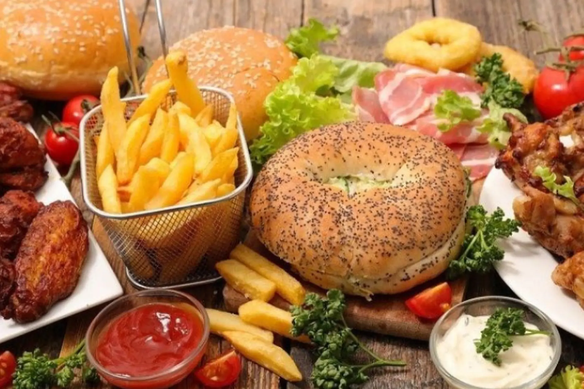 Calo rỗng là gì? Cách nhận biết và hạn chế thực phẩm chứa calo rỗng hiệu quả