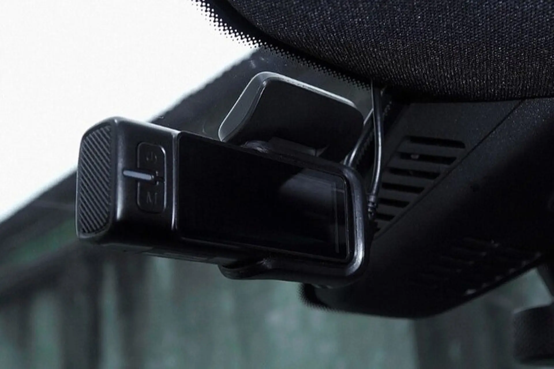Camera hành trình bị lỗi: Tìm hiểu các lỗi camera thường gặp và cách khắc phục