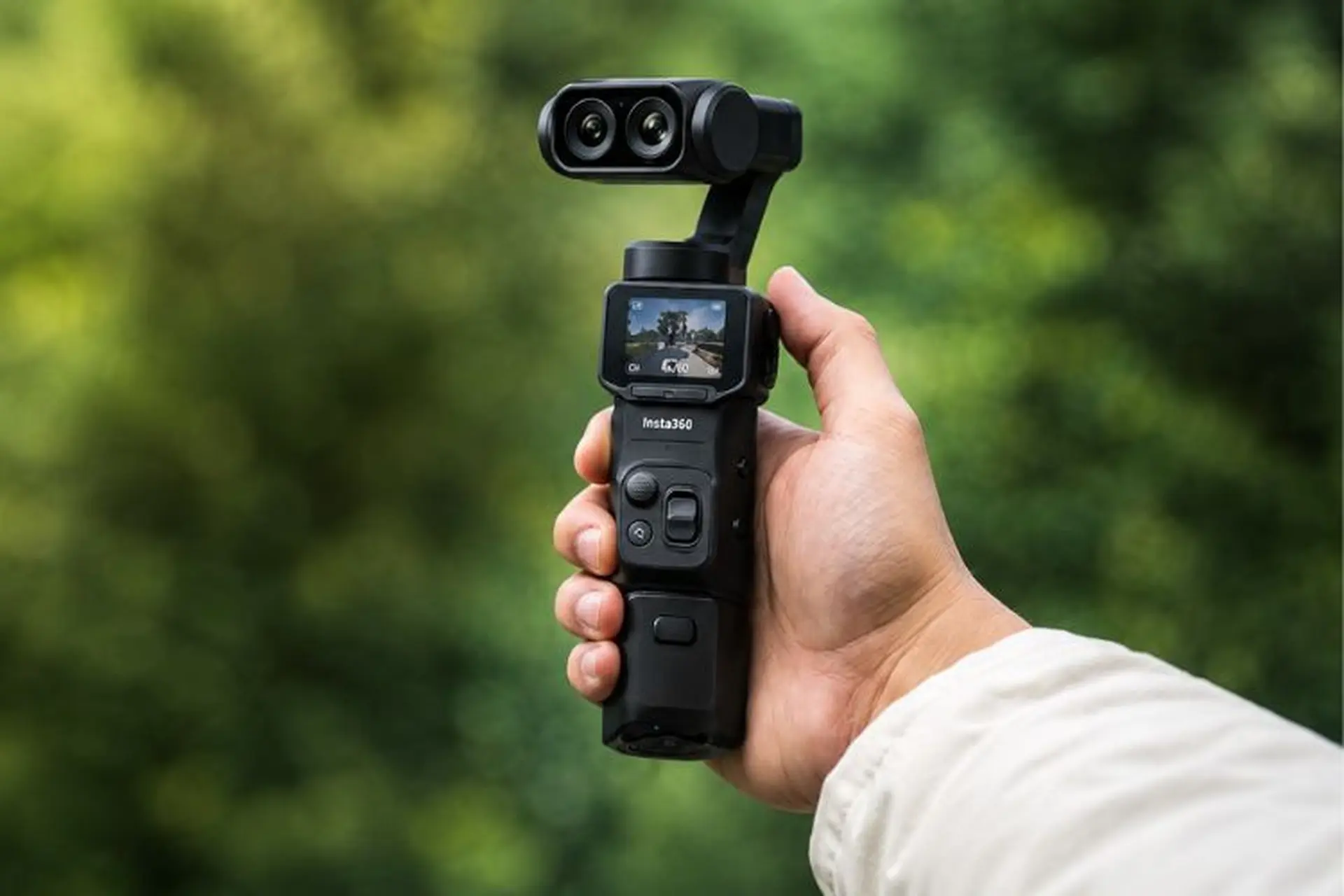 Camera Insta360 thế hệ mới: Chiếc pocket gimbal được mong đợi sắp cập bến FPT Shop