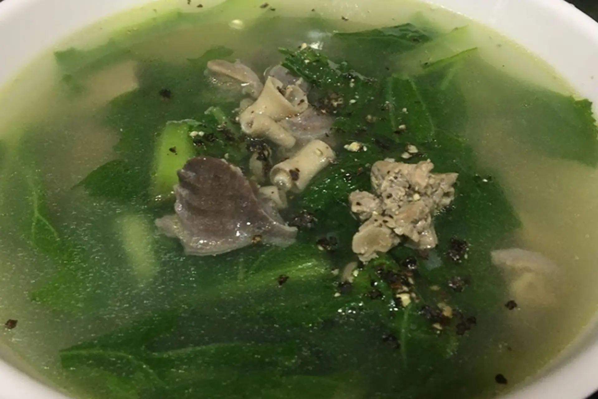 Mách bạn cách nấu canh cải bẹ xanh lòng gà thanh đạm và giàu dinh dưỡng cho cả nhà
