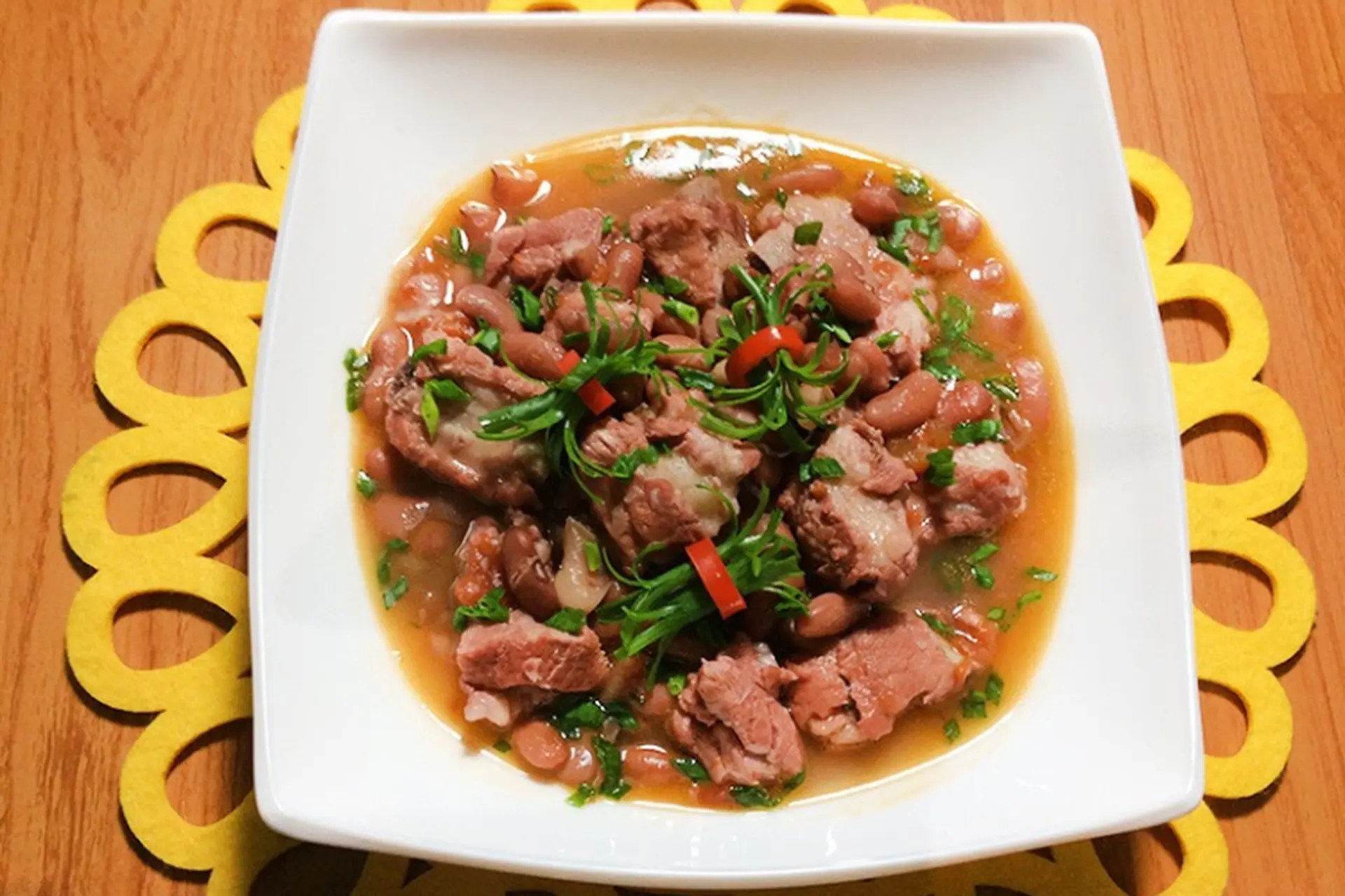 Bí quyết nấu canh đậu đỏ với sườn non đậm đà, ngon ngọt, giàu dinh dưỡng cho cả nhà