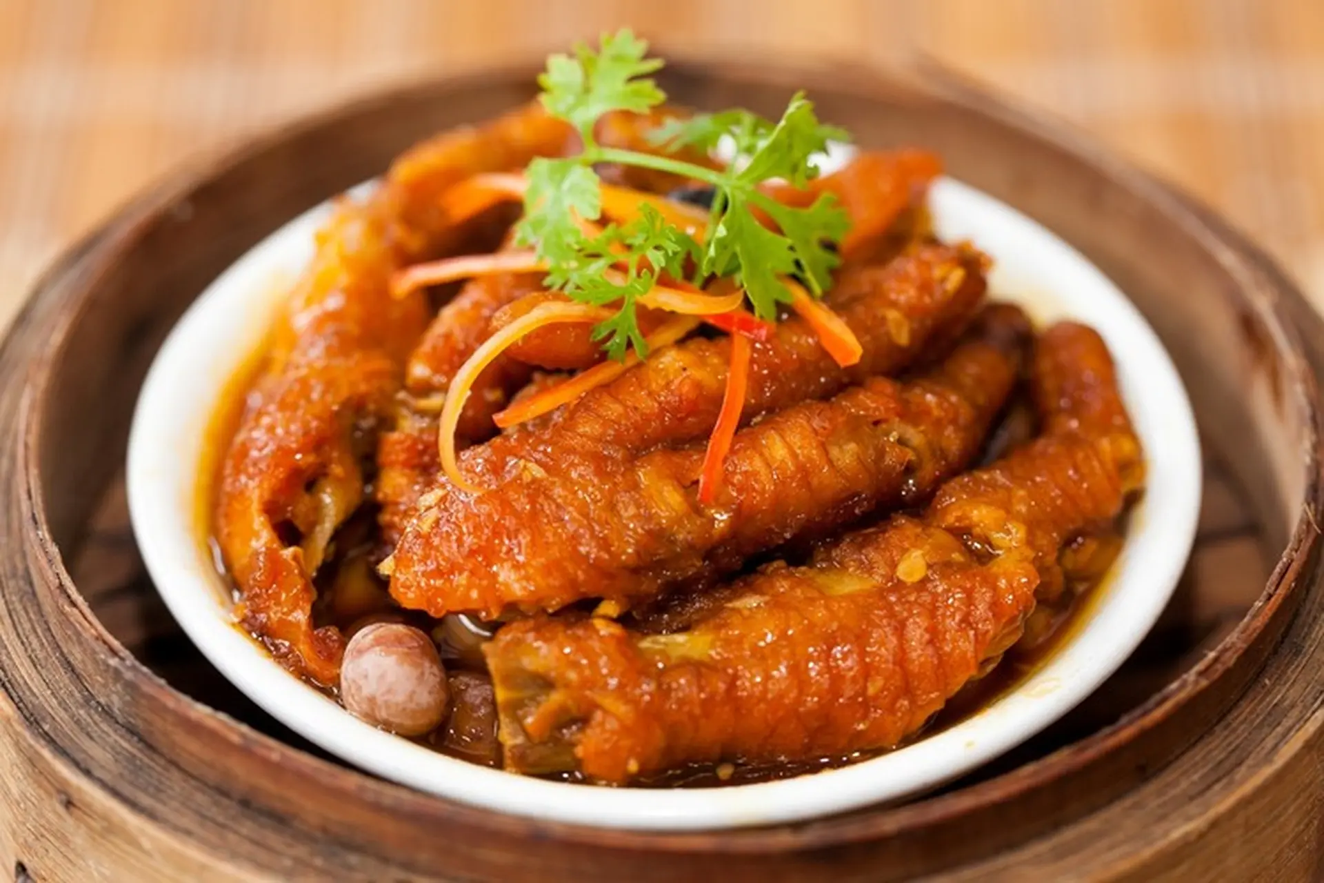 Bí quyết làm chân gà tàu xì chuẩn vị người Hoa – Giòn ngon, đậm đà, hấp dẫn