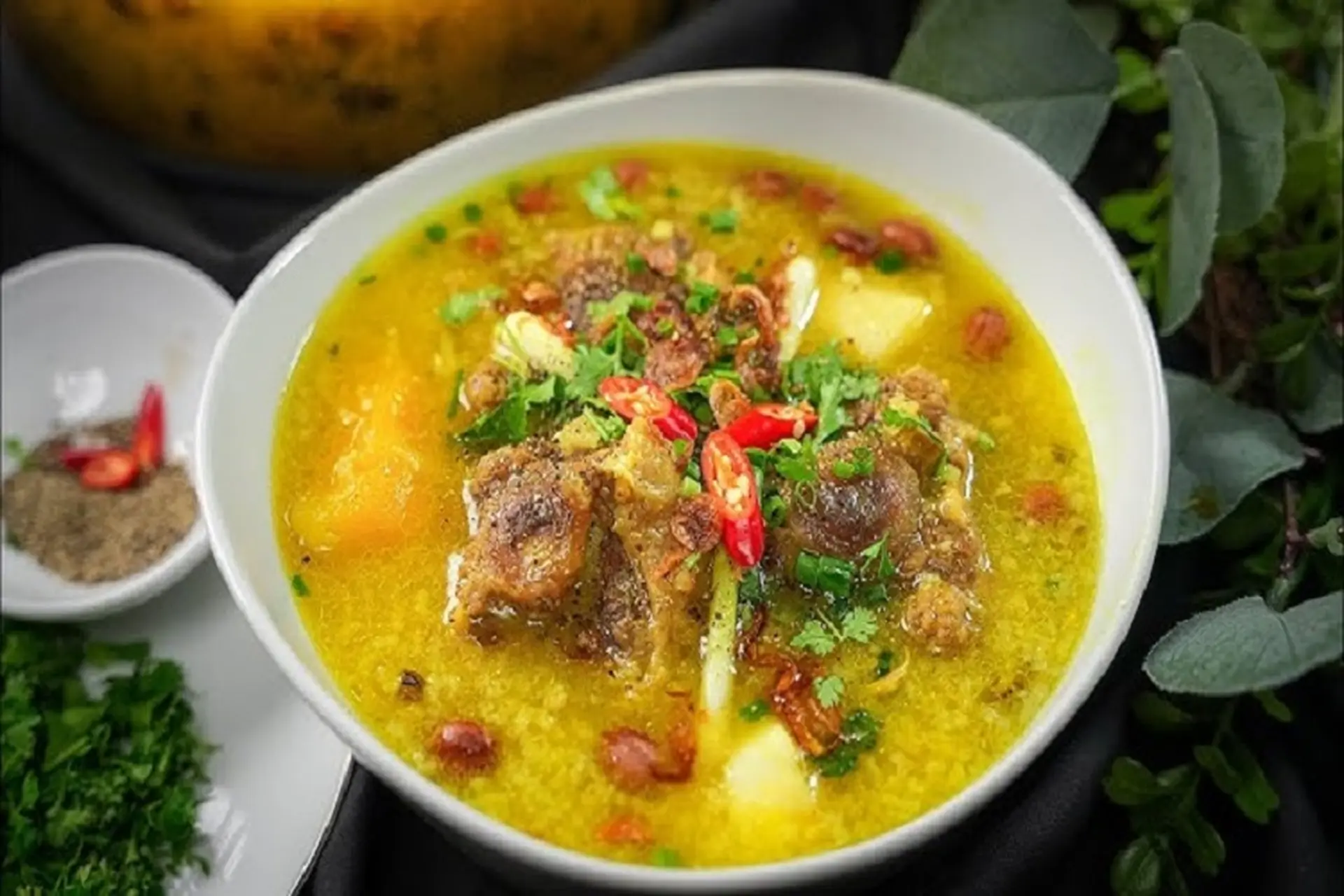 Học ngay cách nấu cháo dựng bò thơm ngon, hấp dẫn để bồi bổ sức khỏe cho cả gia đình