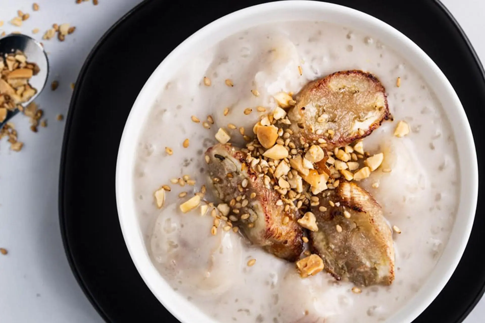 Chè chuối bao nhiêu calo? Làm sao để ăn chè chuối không béo? Bí quyết nấu chè chuối healthy