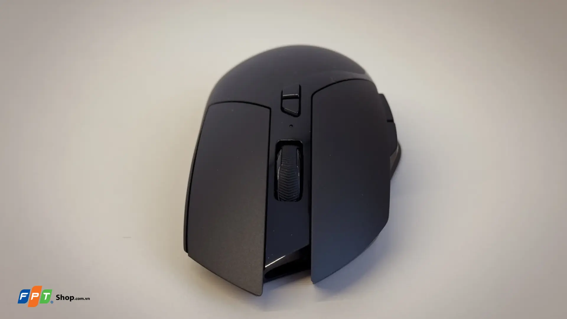 https://fptshop.com.vn/