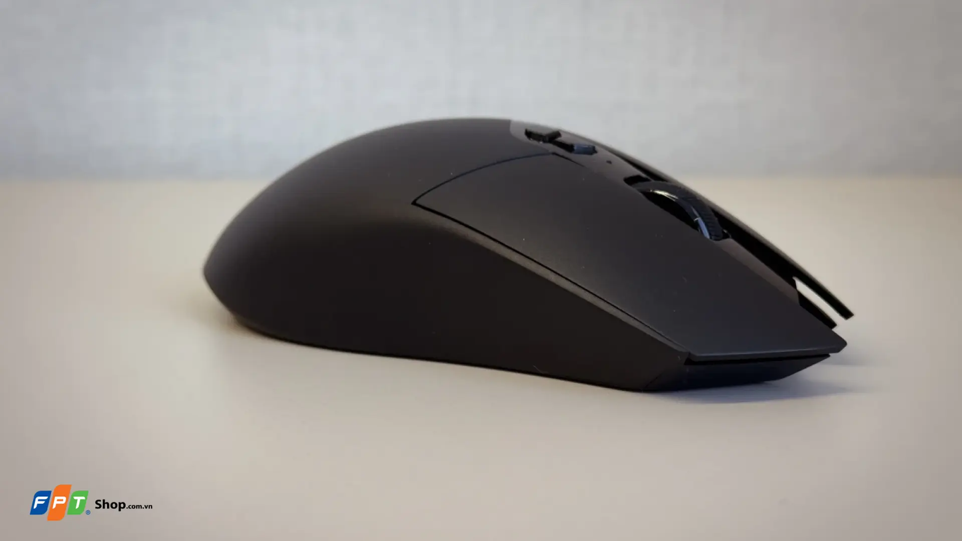 https://fptshop.com.vn/