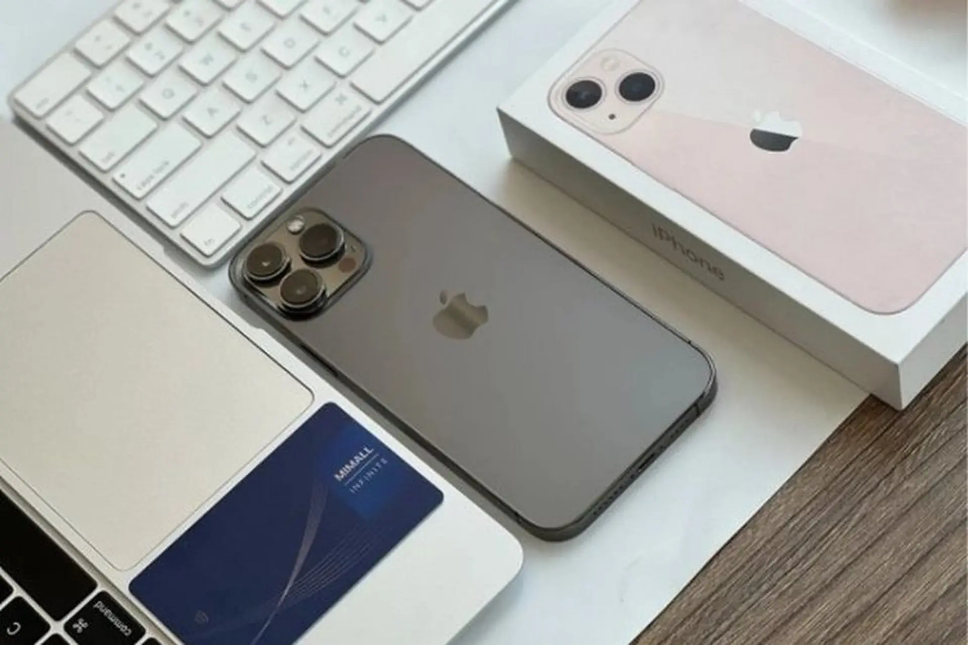 Có nên mua iPhone trả góp qua iCloud không? Tìm hiểu rõ ưu điểm và nhược điểm