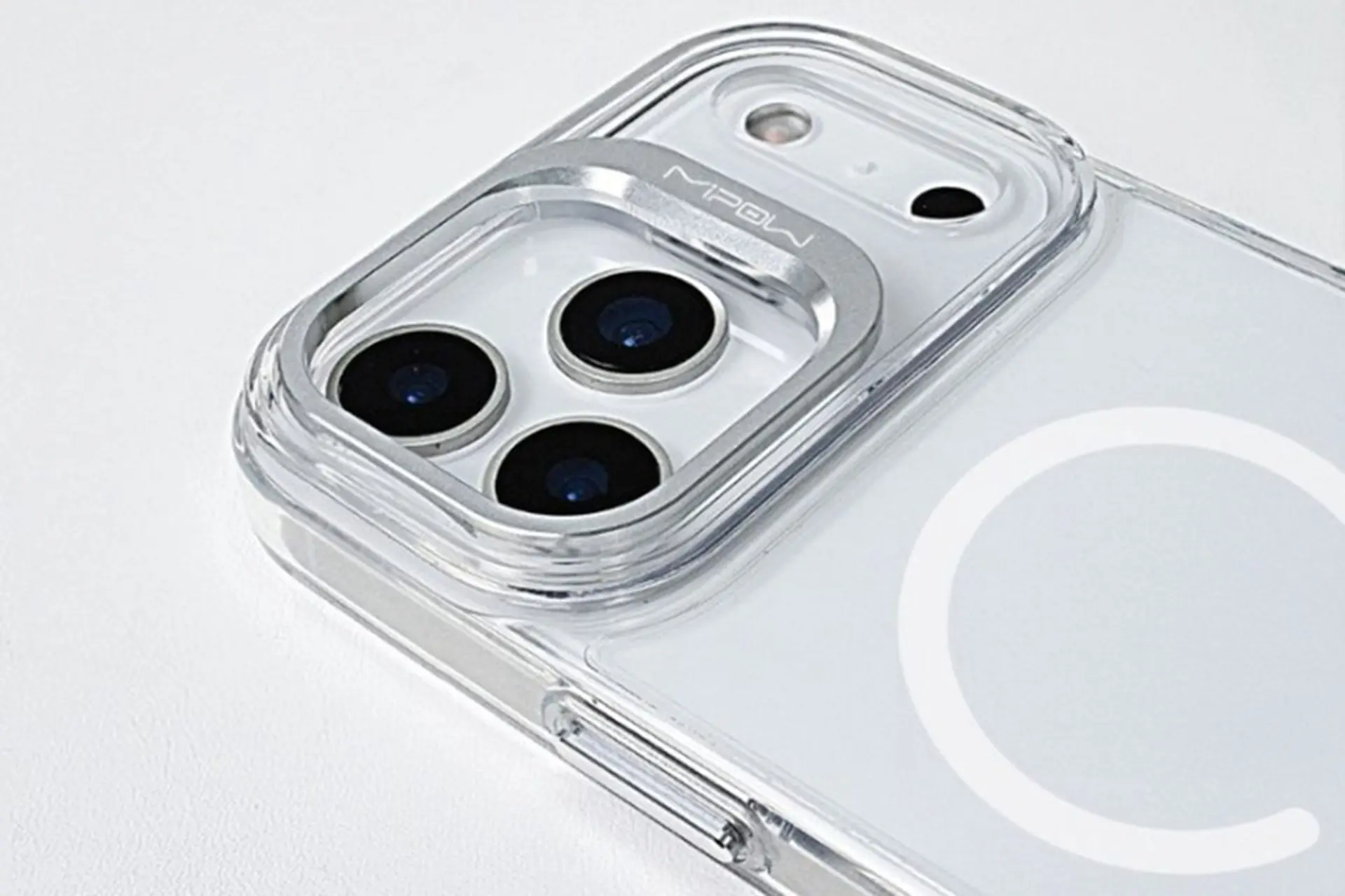 Có nên mua ốp lưng iPhone chống sốc không? Những trường hợp bạn nên lựa chọn