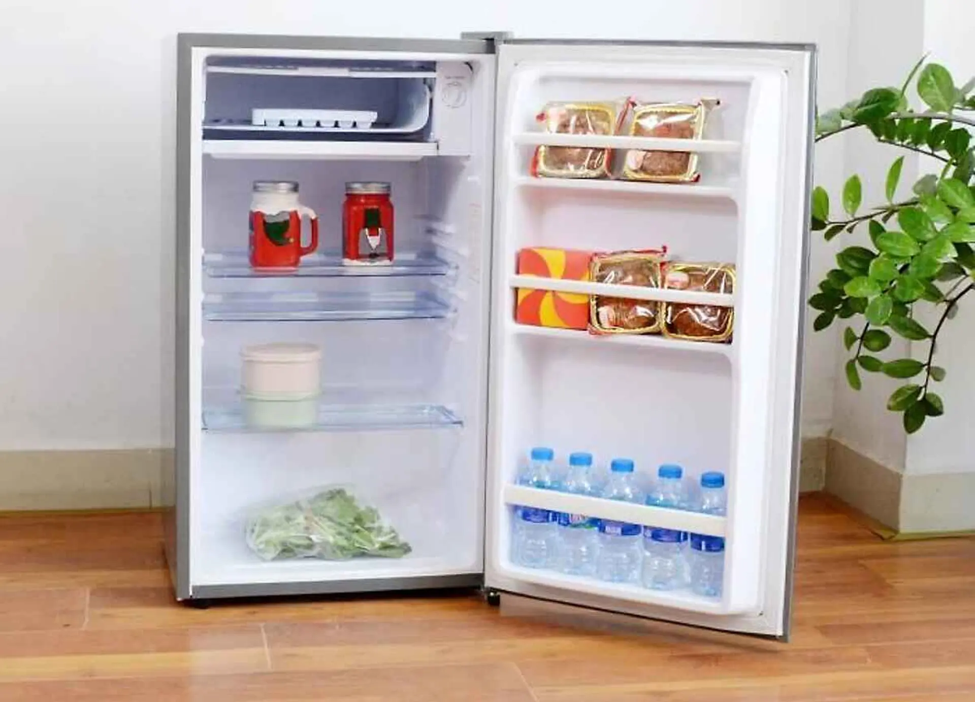 Liệu có nên mua tủ lạnh mini? Những lợi ích bất ngờ khiến bạn muốn sở hữu ngay!