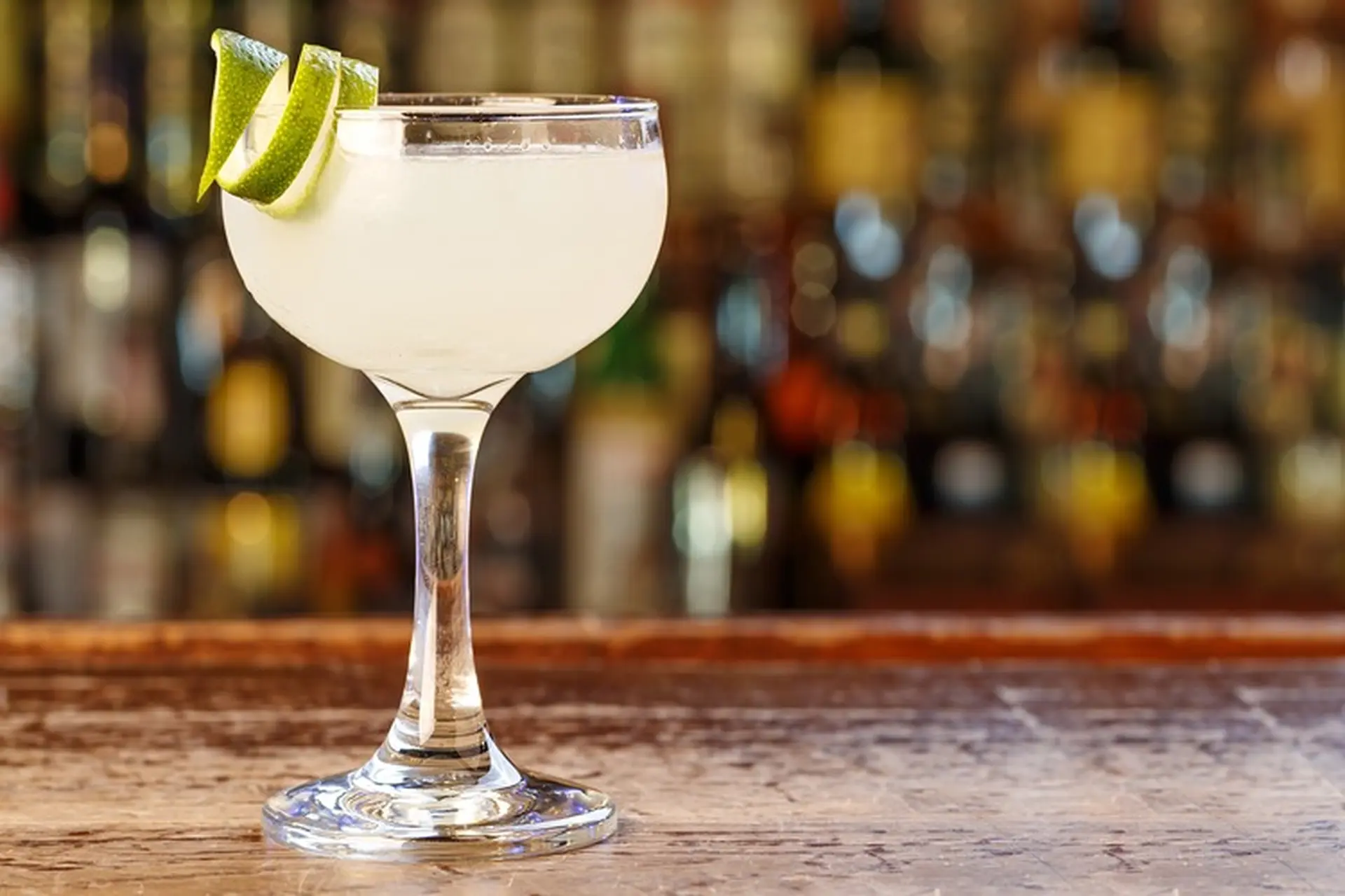 Công thức pha chế Cocktail daiquiri ngon – Biểu tượng pha chế cổ điển mang hương vị tươi mát và tinh tế