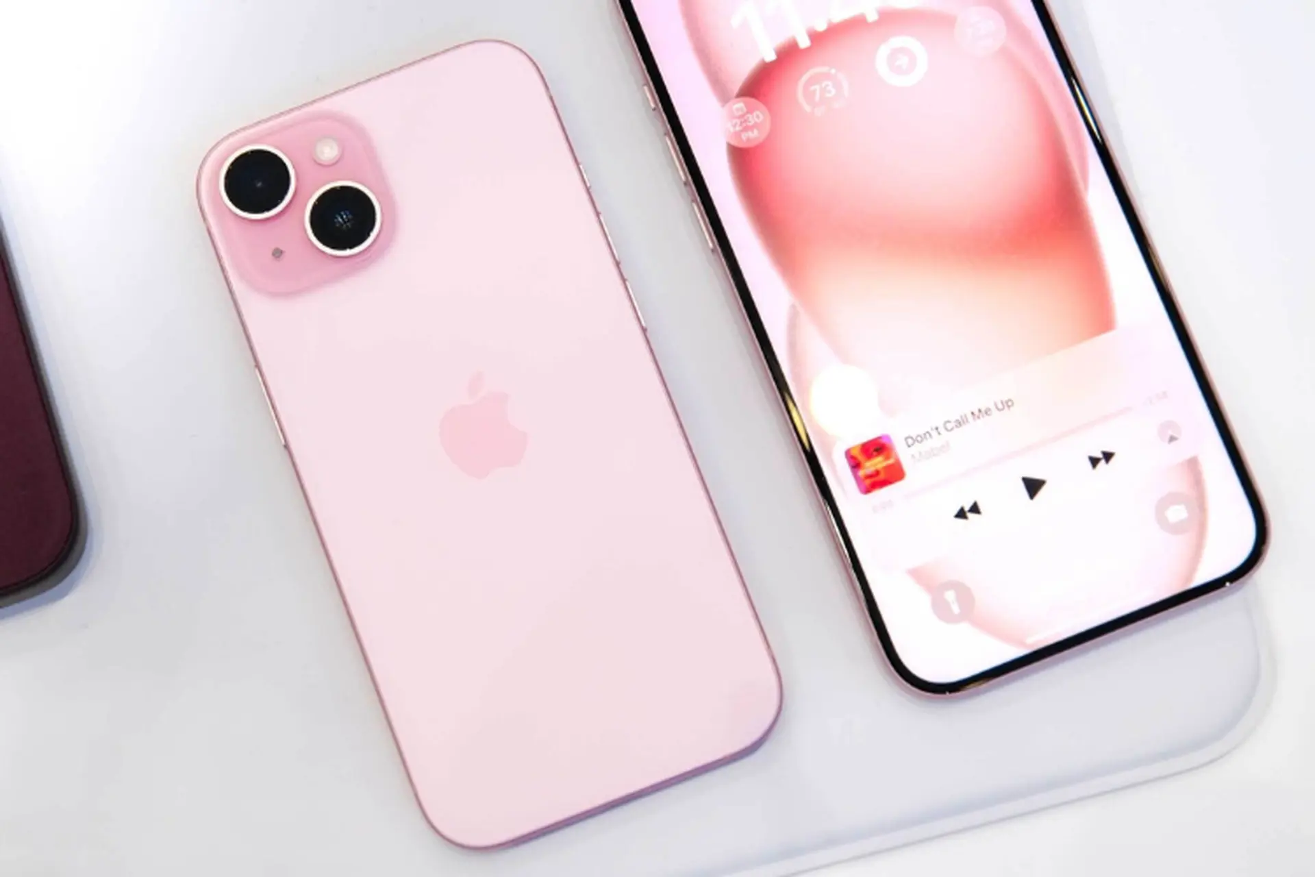 Con gái nên dùng iPhone gì? Gợi ý 5 mẫu iPhone đáng mua nhất dành cho phái đẹp