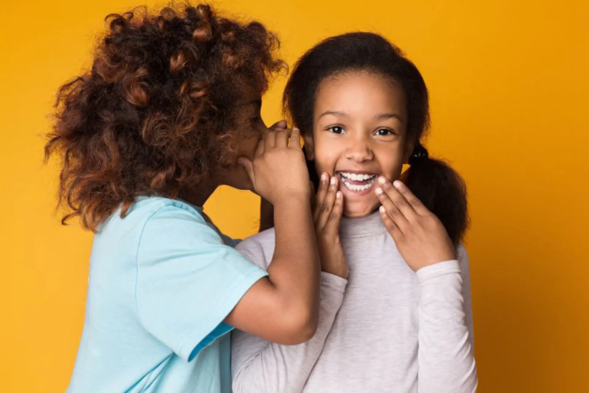 Confession là gì? Ý nghĩa, giá trị và hạn chế của trào lưu confession trong đời sống