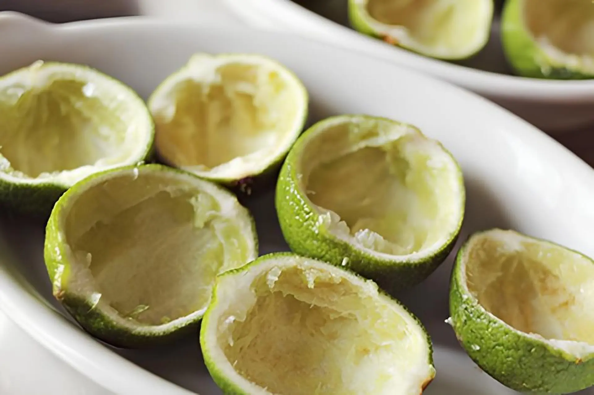 TOP 12 c&ocirc;ng dụng của vỏ chanh thừa kh&ocirc;ng phải ai cũng biết