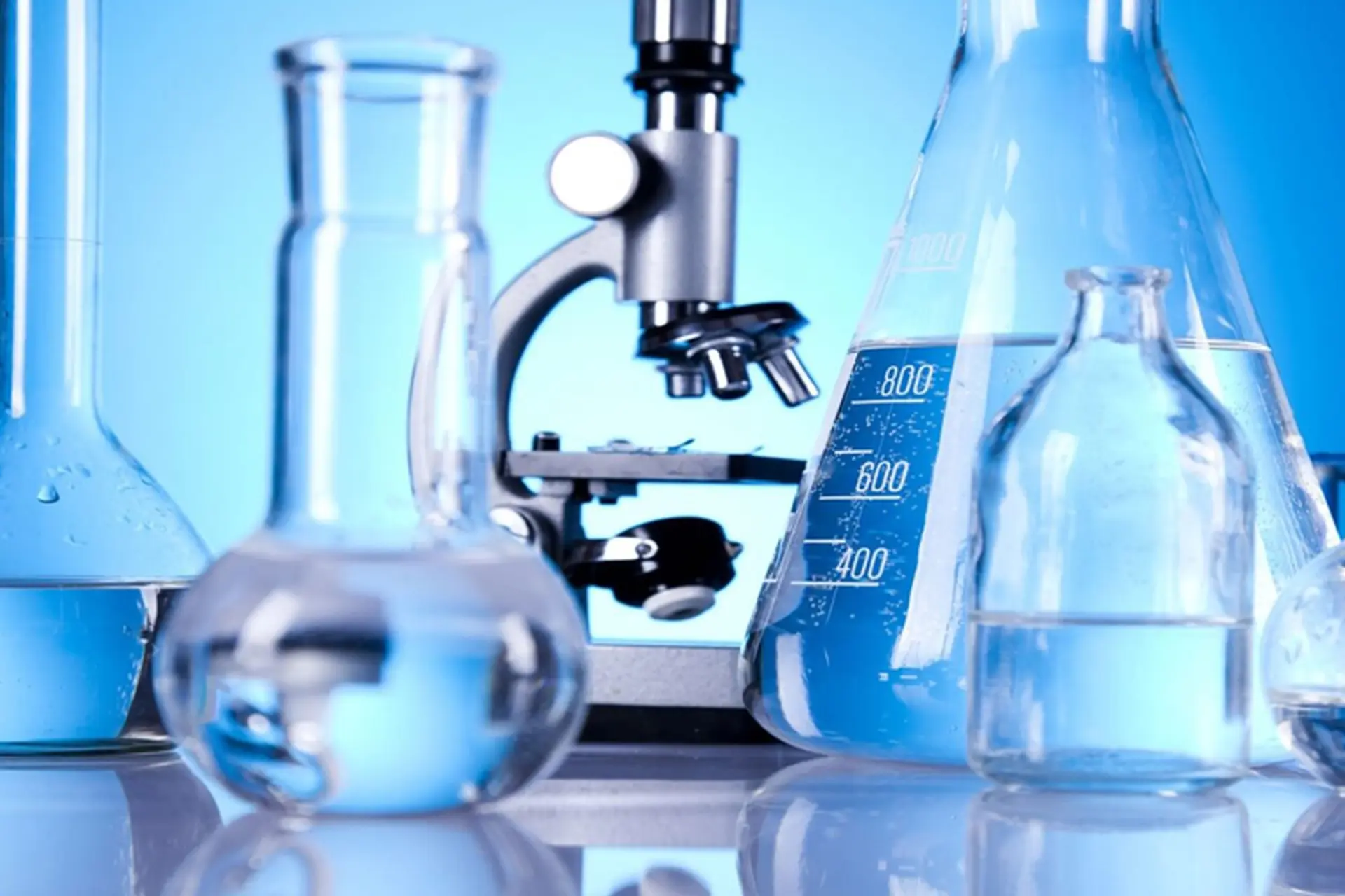 Công thức tính nồng độ phần trăm là gì? Cách tính chi tiết và ví dụ minh họa dễ hiểu