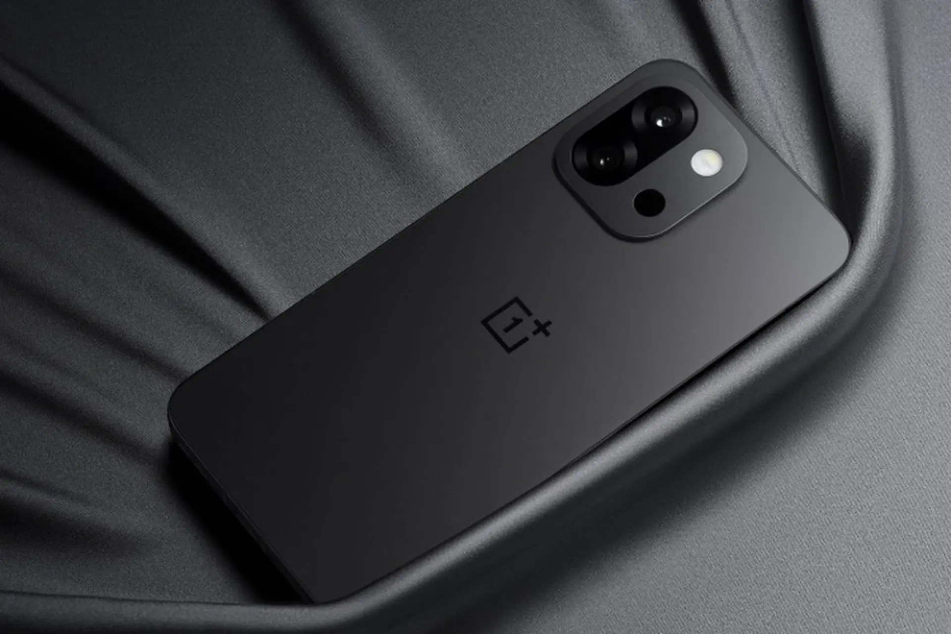 Counterpoint Research: Người dùng Ấn Độ muốn smartphone nhỏ gọn nhưng mạnh như flagship