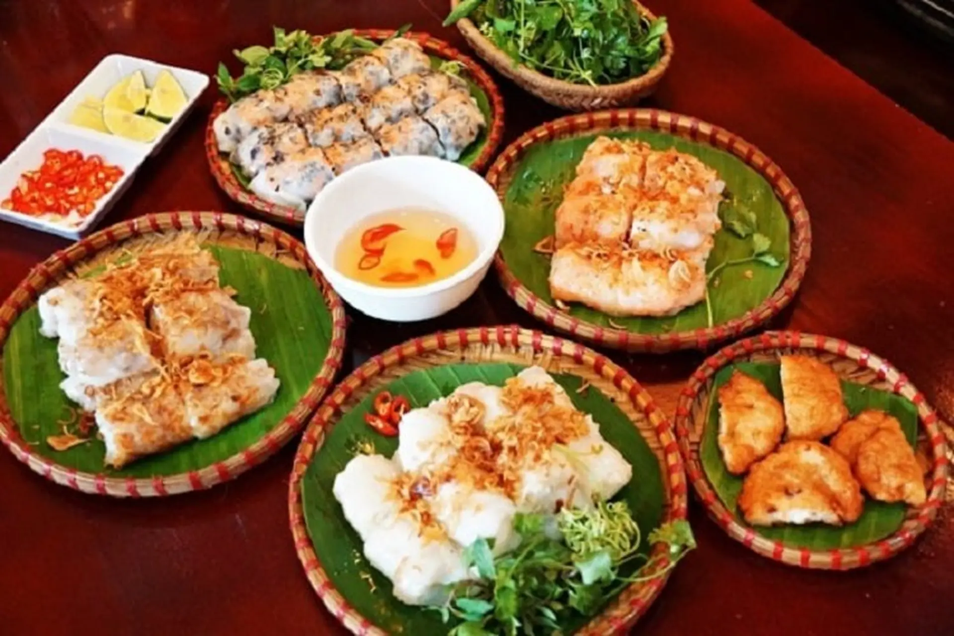Top 15+ đặc sản Hạ Long mà bạn nhất định nên trải nghiệm khi ghé thăm nơi đây