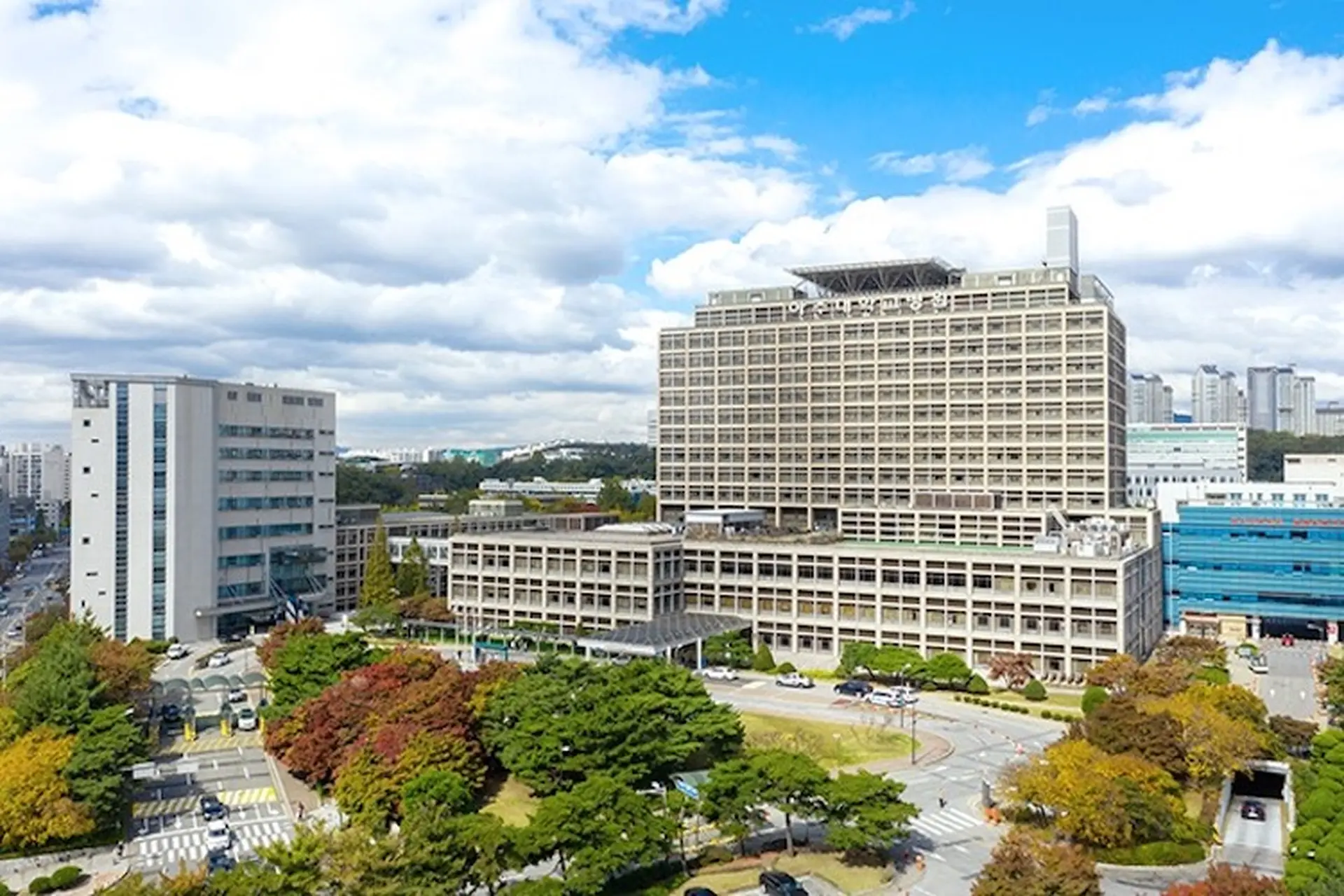 Đại học Ajou: Thông tin chi tiết về ngành học, cơ sở vật chất và đời sống sinh viên