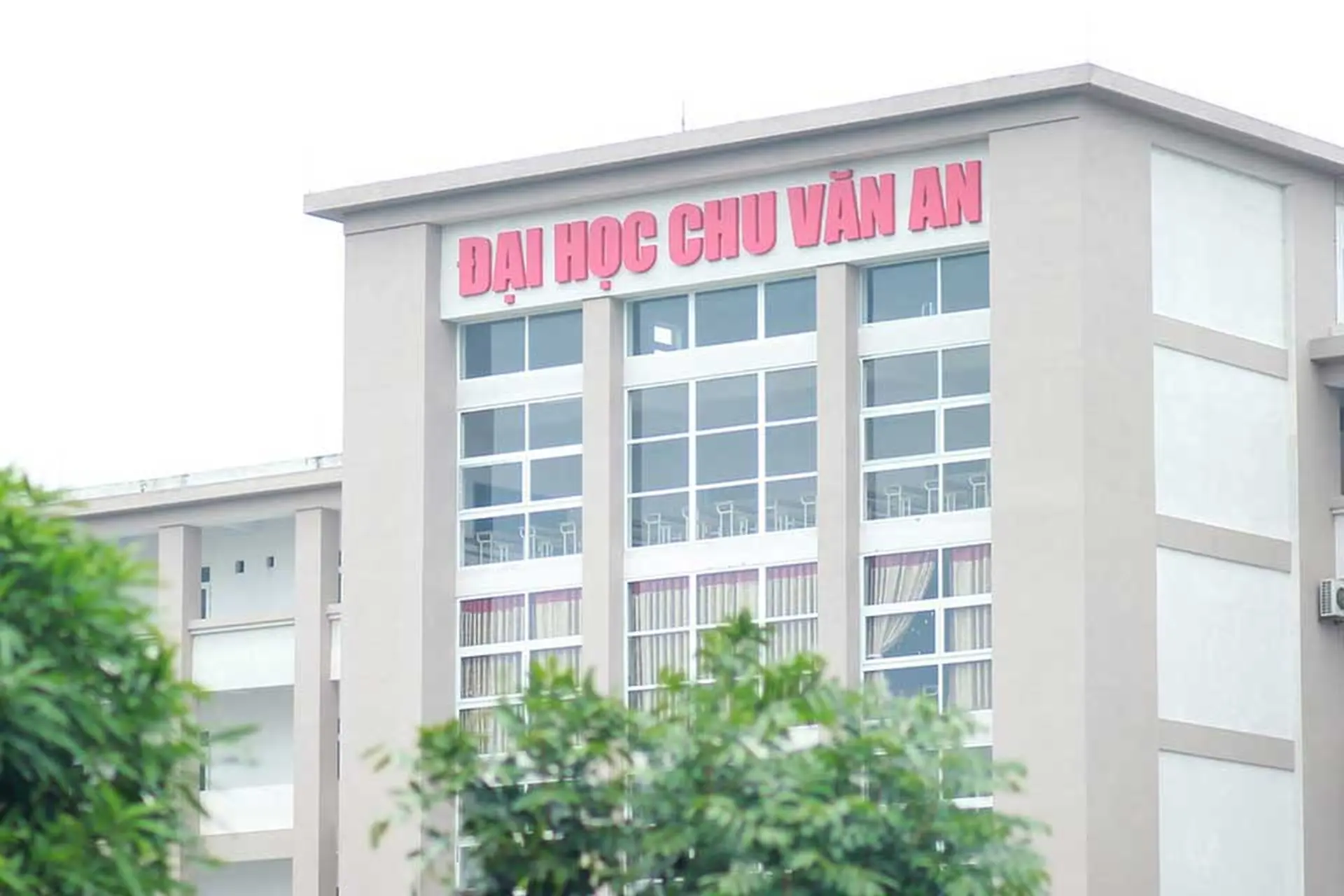 Điểm chuẩn Đại học Chu Văn An 2025 chính thức cho các phương thức xét tuyển