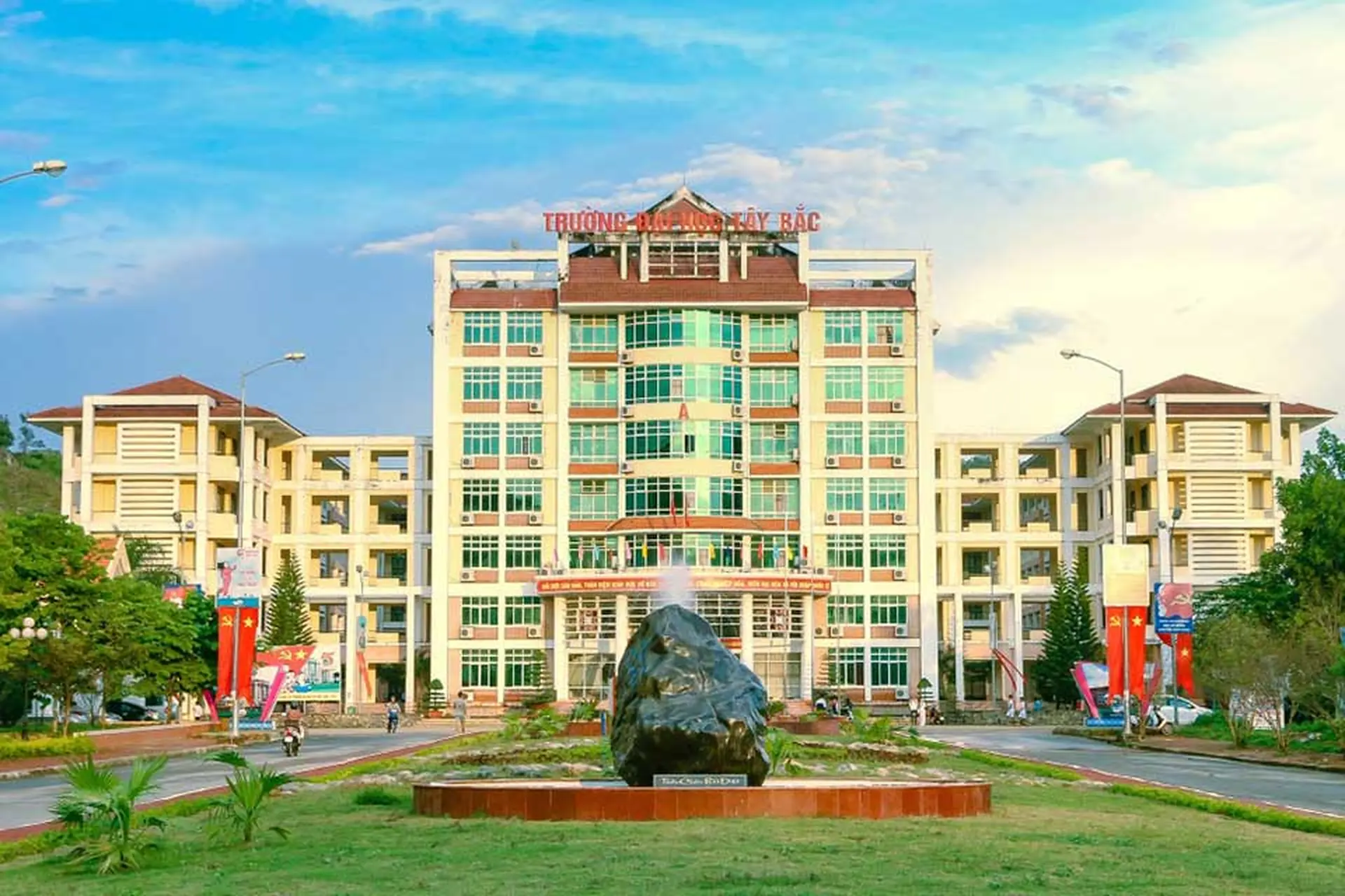 Thông tin về đề án tuyển sinh Đại học Tây Bắc 2025: Phương thức, chỉ tiêu và ngành học nổi bật