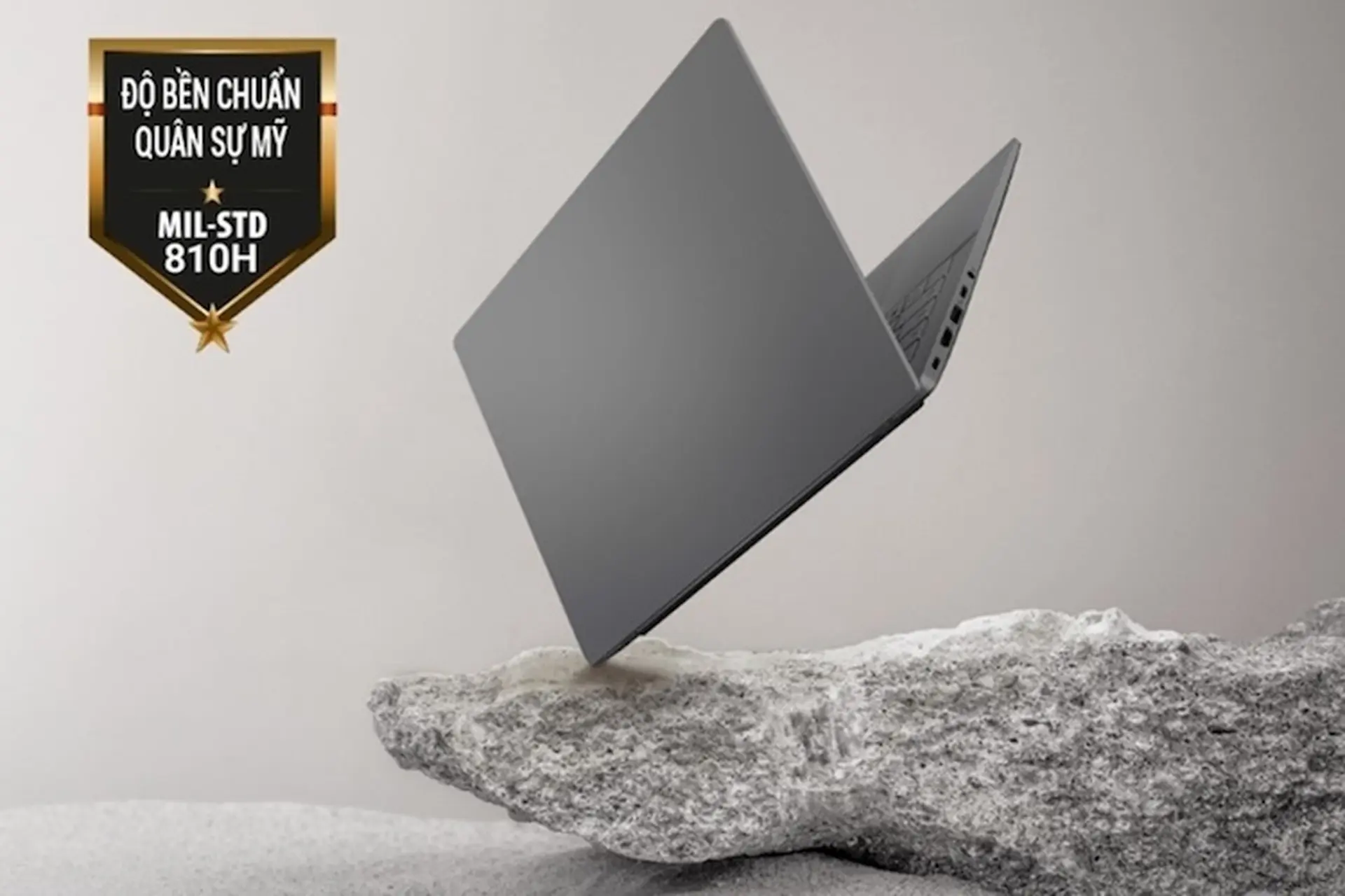 Đánh giá Asus Vivobook S14 M3407GA: Laptop mỏng nhẹ với Ryzen AI 7 mạnh mẽ