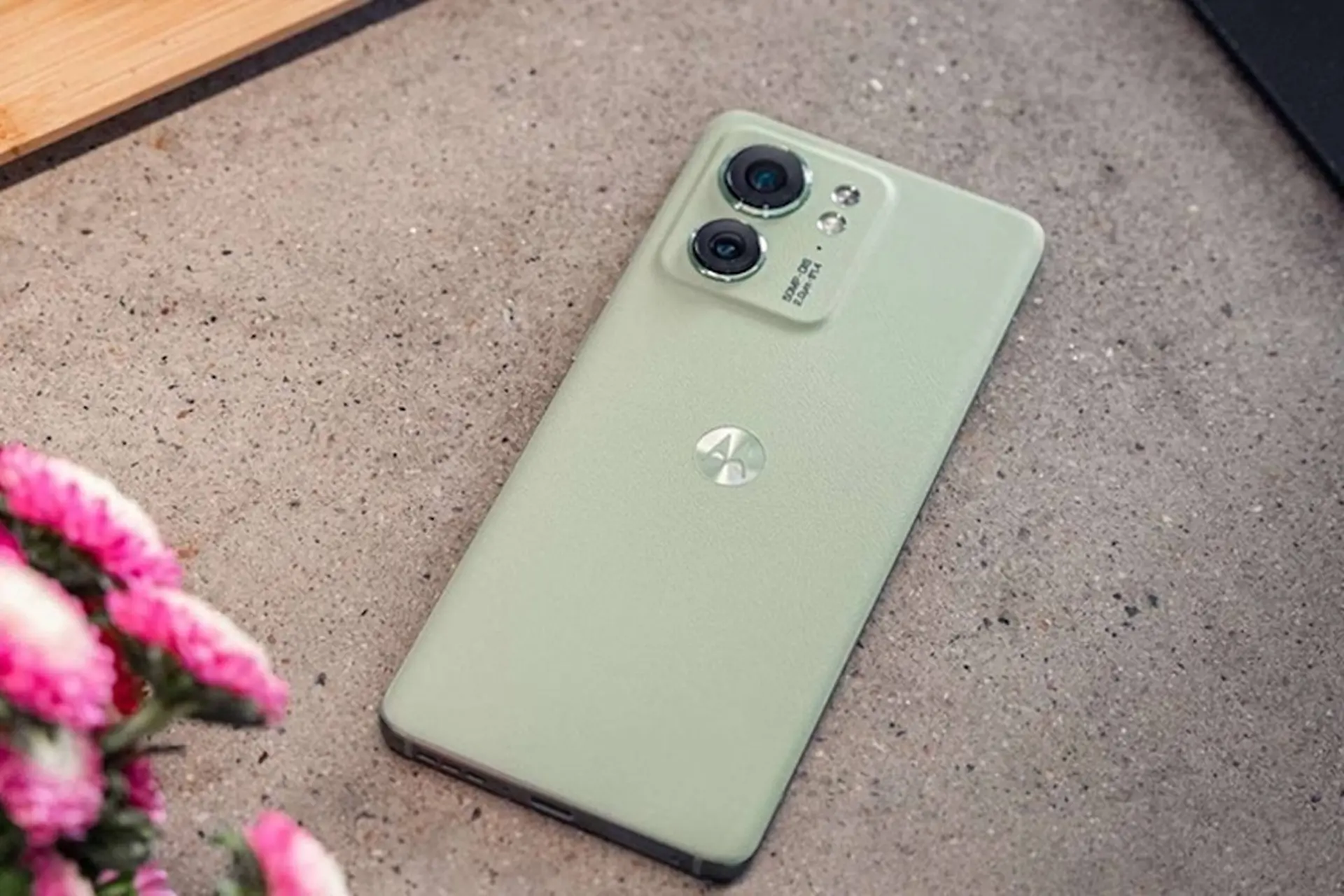 Đánh giá Motorola Edge 40: Thiết kế cao cấp, màn hình 144 Hz và camera OIS có còn đáng mua?