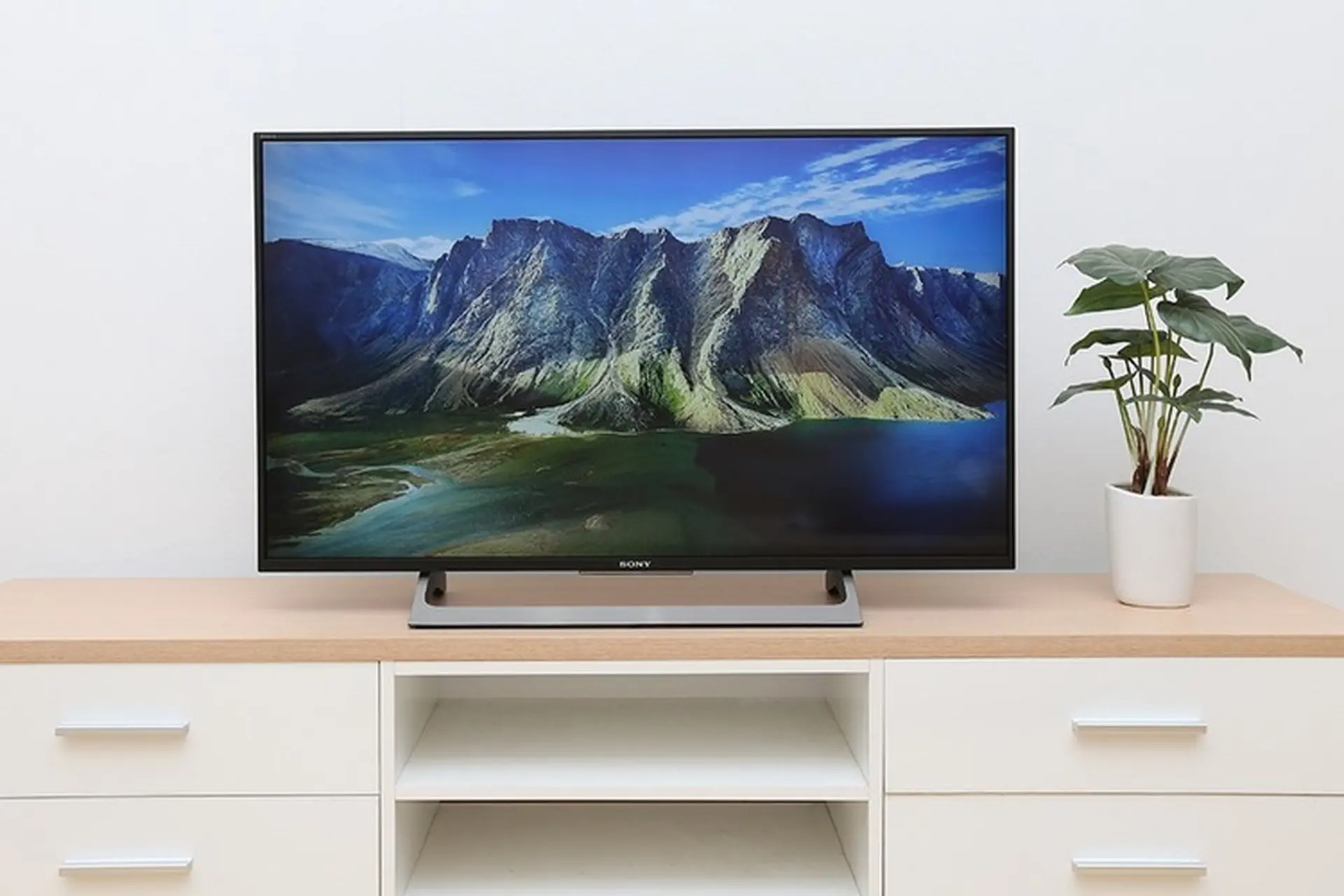 Đánh giá tivi Sony 43X8000E chi tiết: Liệu có còn đáng mua trong năm 2025 không?