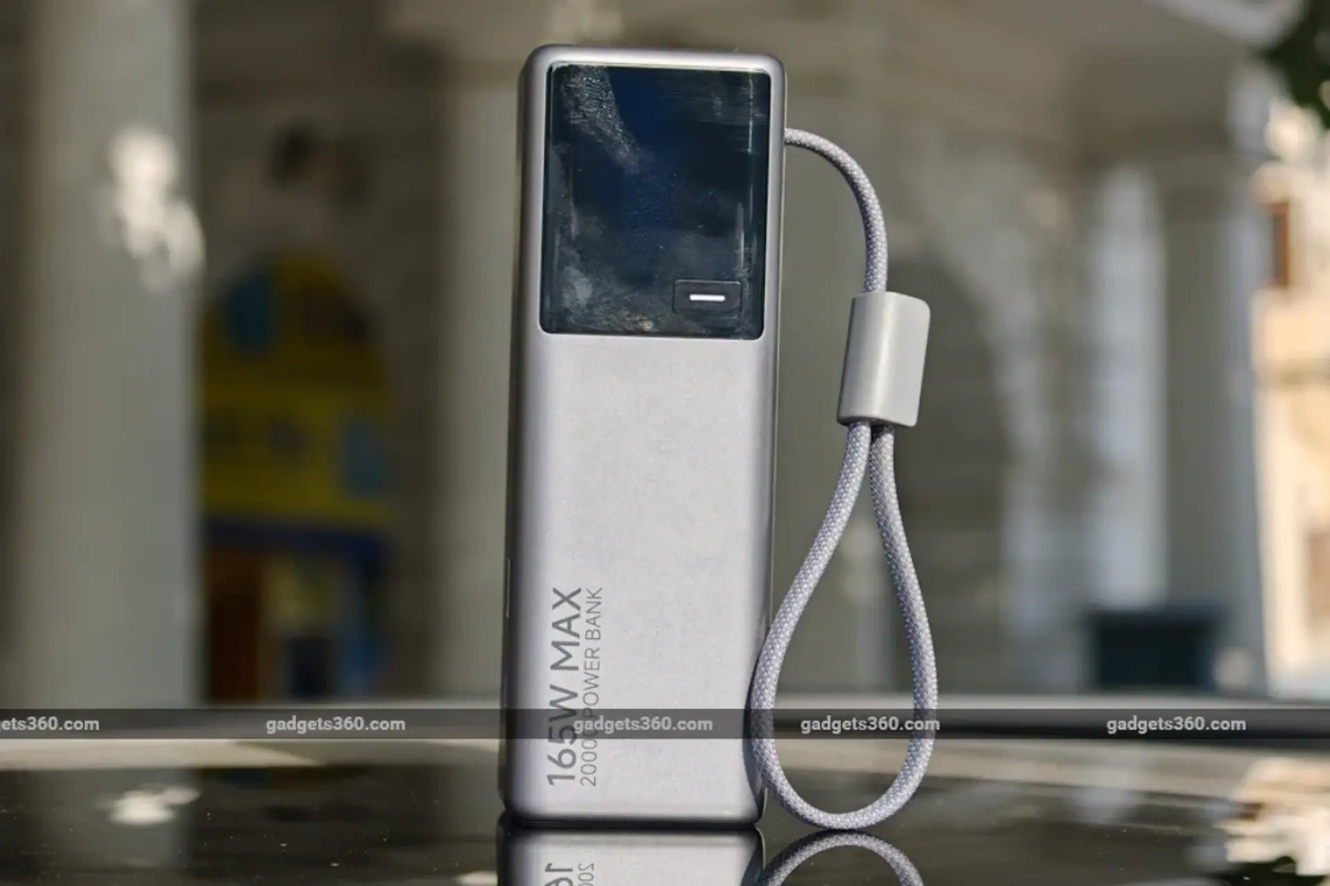 Đánh giá pin sạc dự phòng Xiaomi 20.000 mAh 165 W: Nặng nhưng tiện lợi, tích hợp cáp và sạc nhanh ấn tượng cho laptop lẫn điện thoại