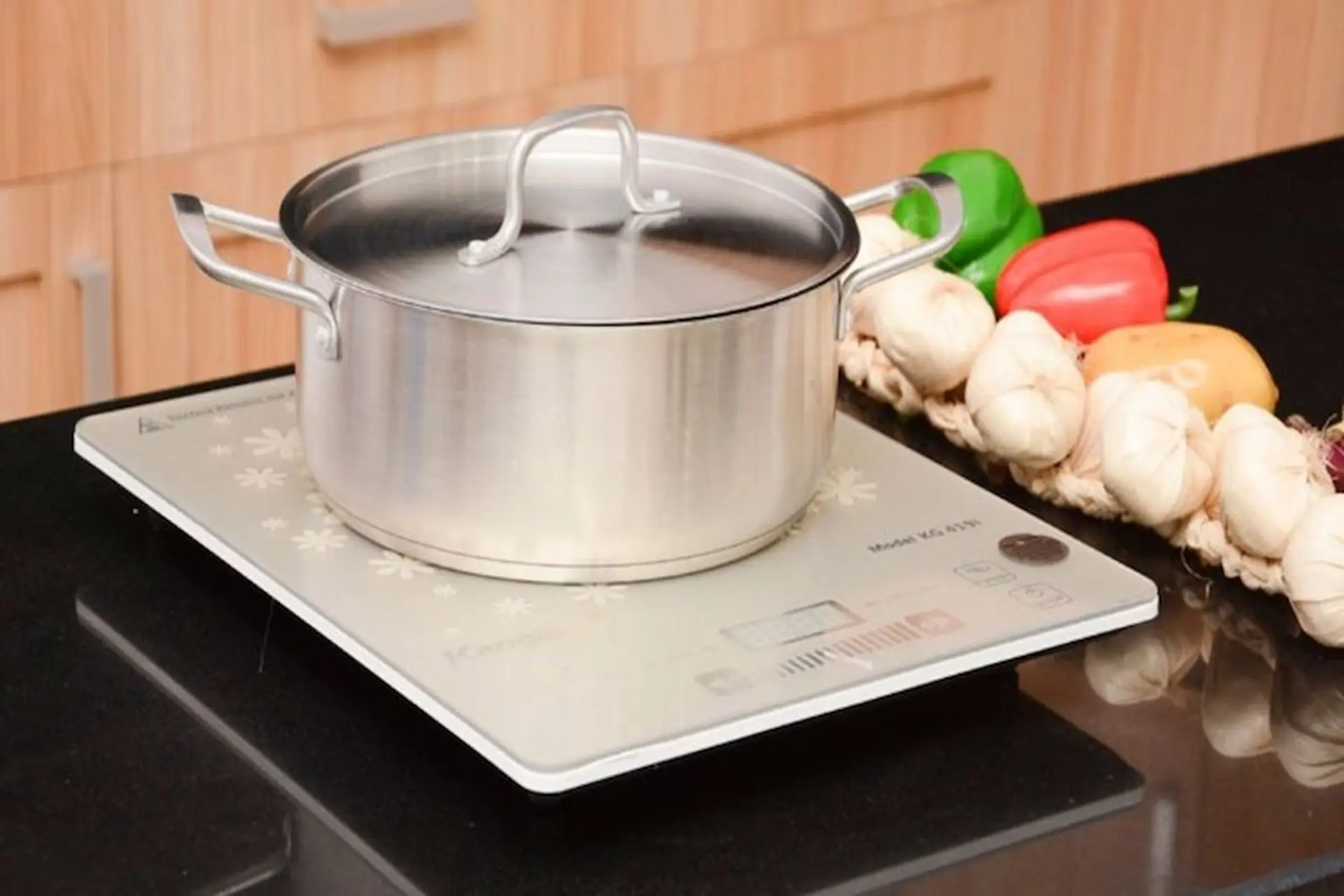 Đánh giá bếp từ Kangaroo toàn diện về chất lượng hiệu năng và độ bền khi sử dụng