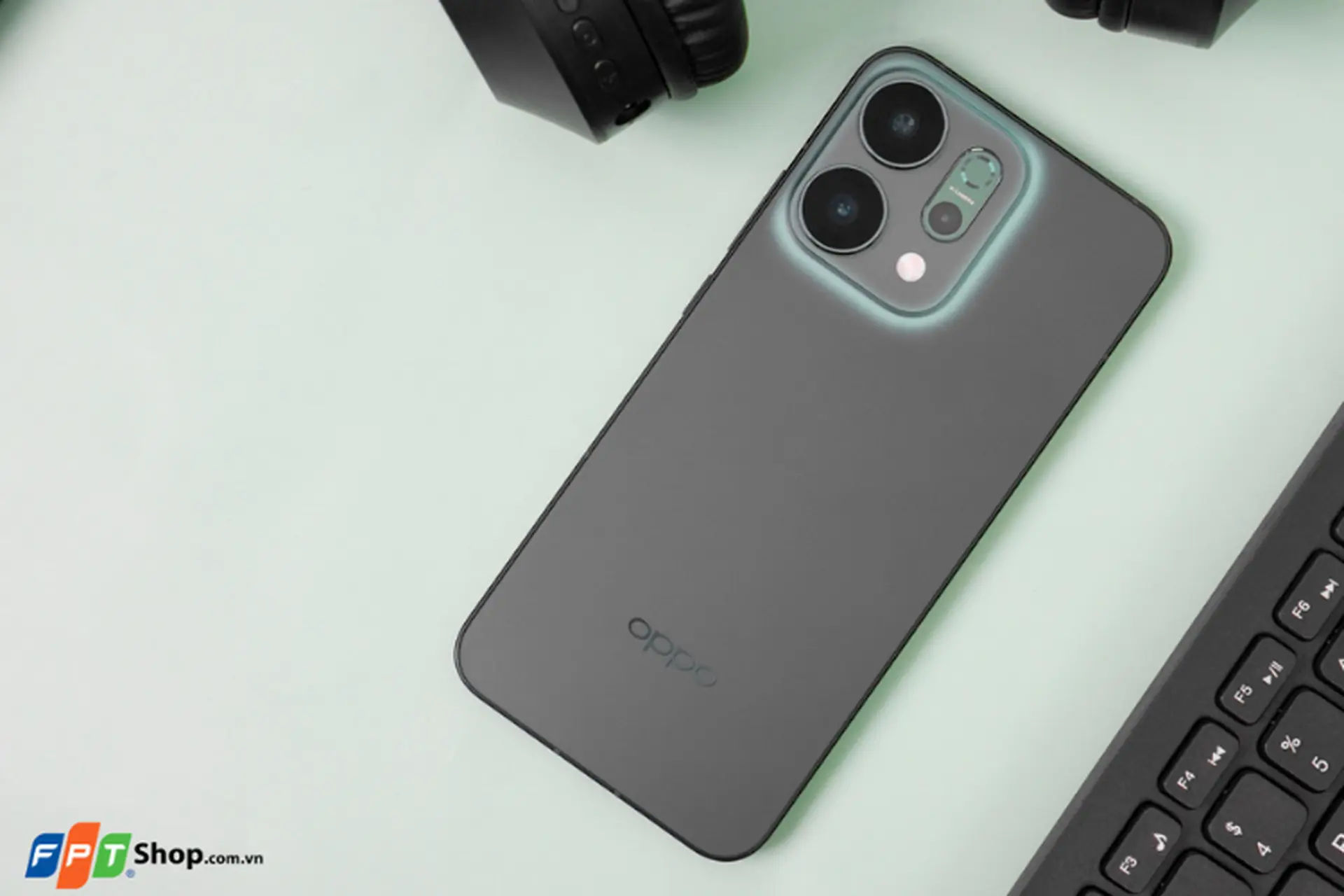 Đánh giá chi tiết OPPO Reno14 5G: Thiết kế thời thượng, camera AI đỉnh cao, pin lớn sử dụng thoải mái