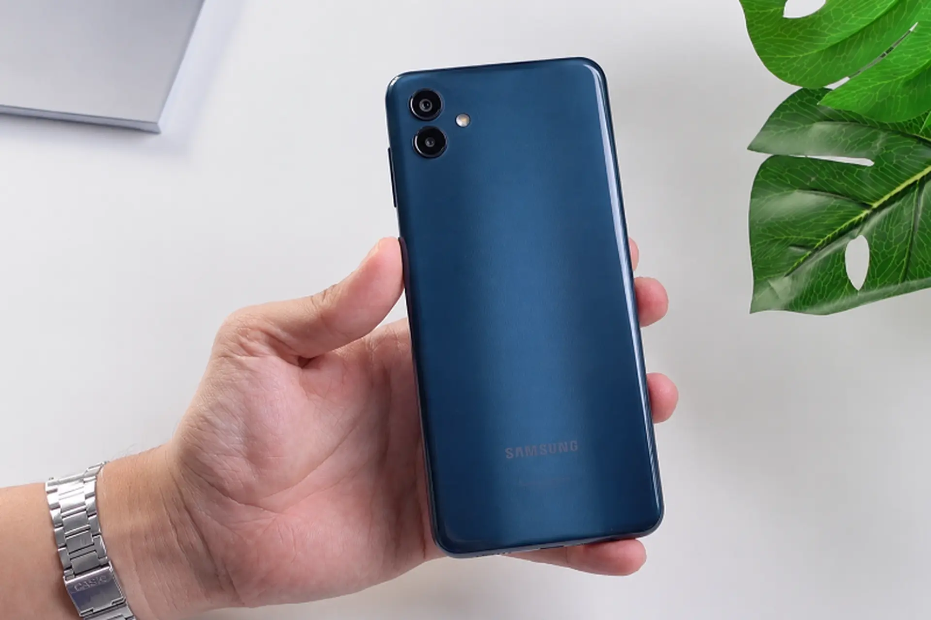 Đánh giá Galaxy A04: Thiết kế tối giản, camera 50 MP, pin 5000 mAh còn đáng mua?