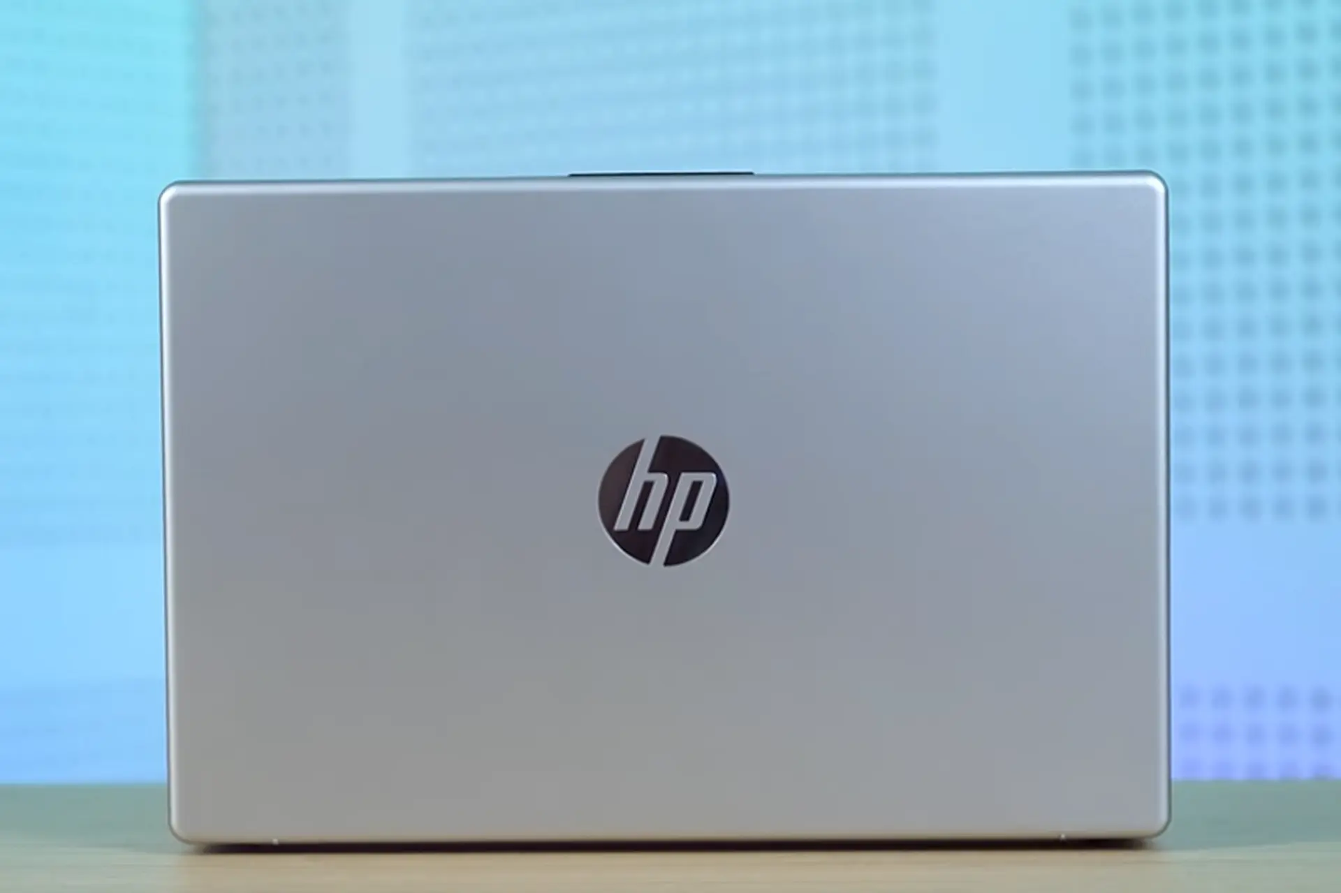 Đánh giá HP 14S: Laptop phổ thông thanh lịch, hiệu năng ổn định, pin bền, kết nối đa dạng