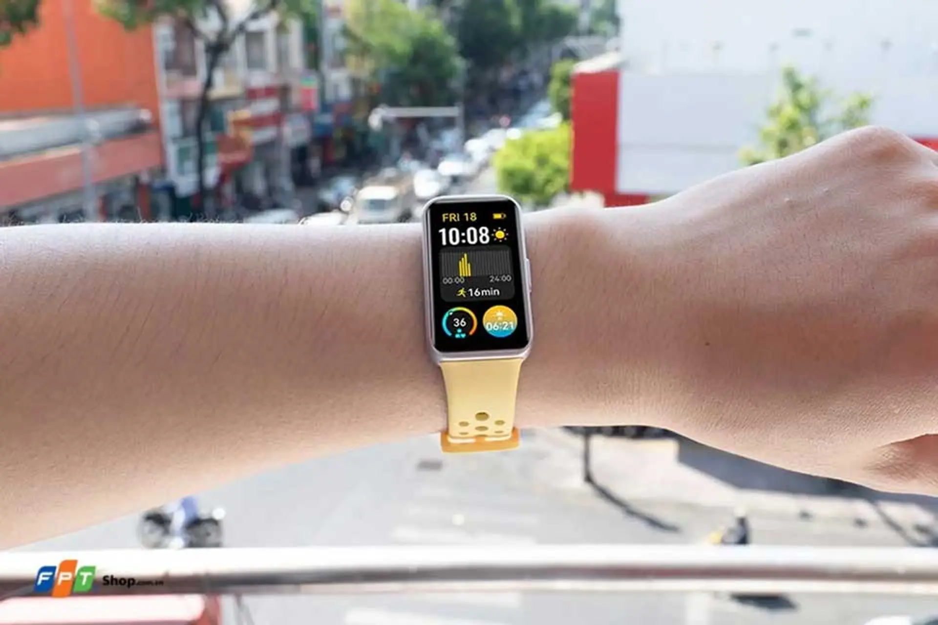 Đánh giá Huawei Band 9: Thiết kế nhẹ, theo dõi toàn diện, pin bền bỉ đến 14 ngày