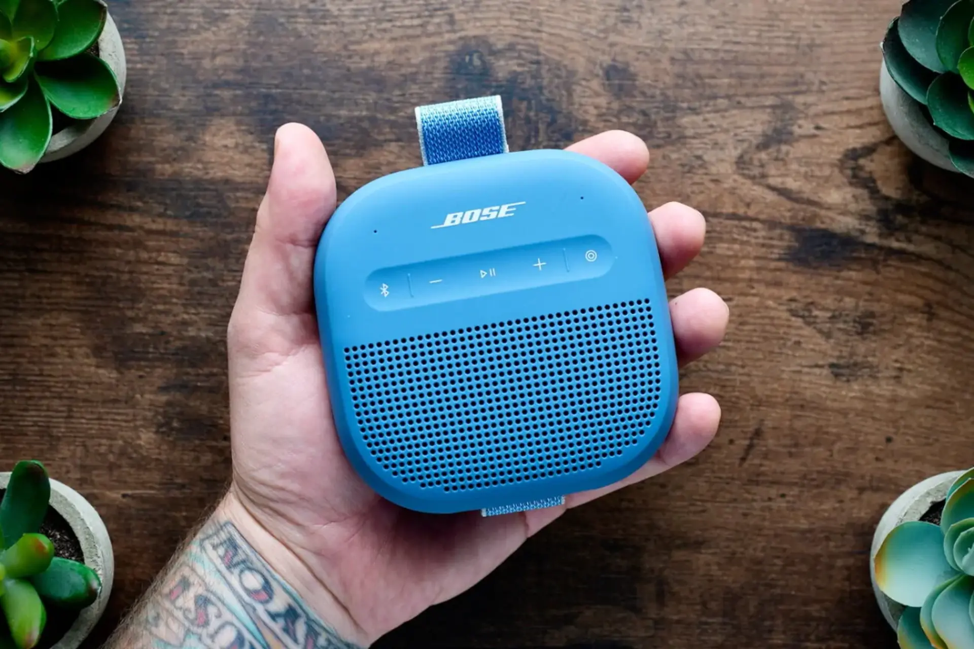 Đánh giá loa Bose SoundLink Micro 2: Âm thanh đầy đặn bất ngờ từ chiếc loa vừa lòng bàn tay