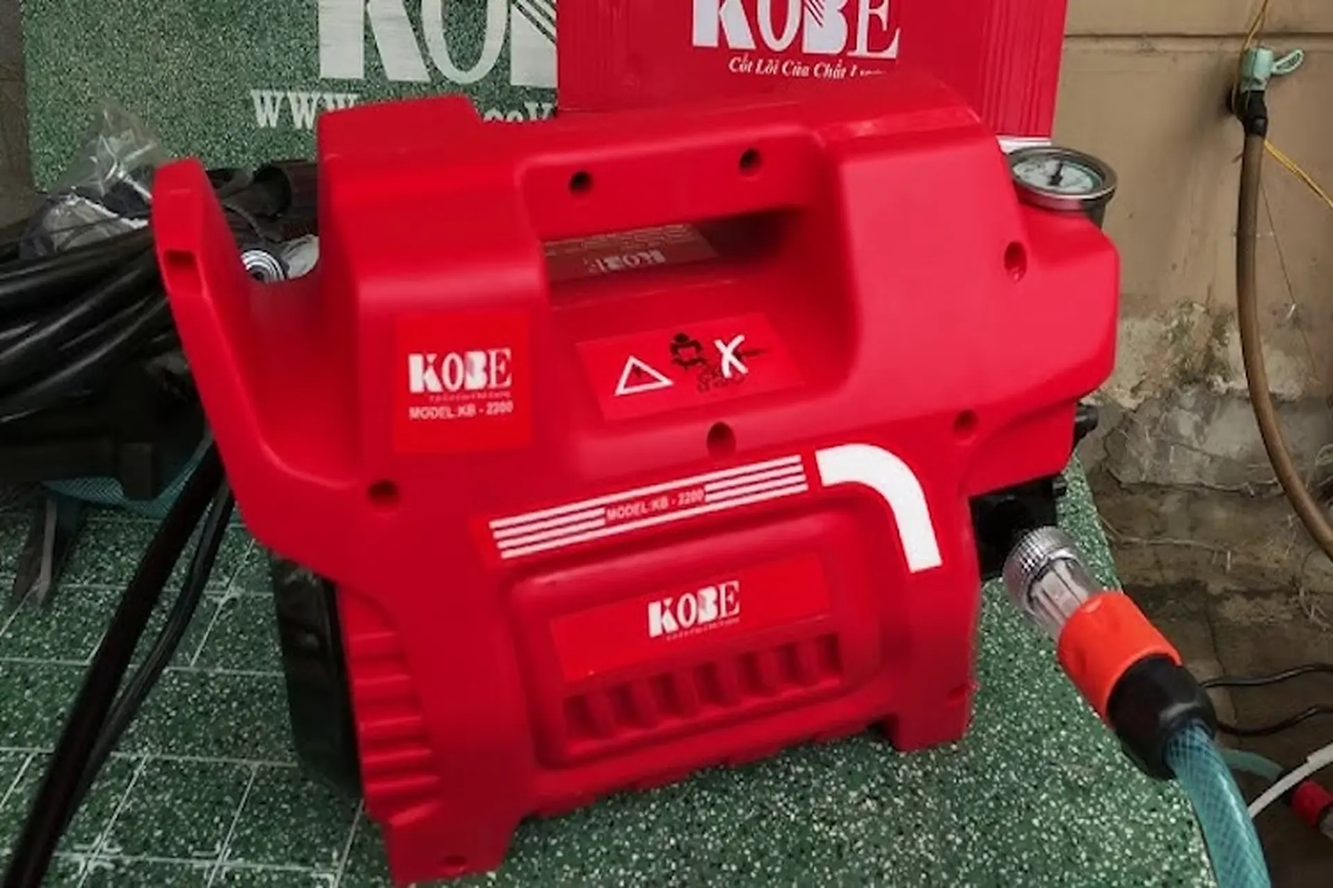 Tìm hiểu máy rửa xe Kobe: Hướng dẫn chi tiết, đánh giá và cách sử dụng hiệu quả