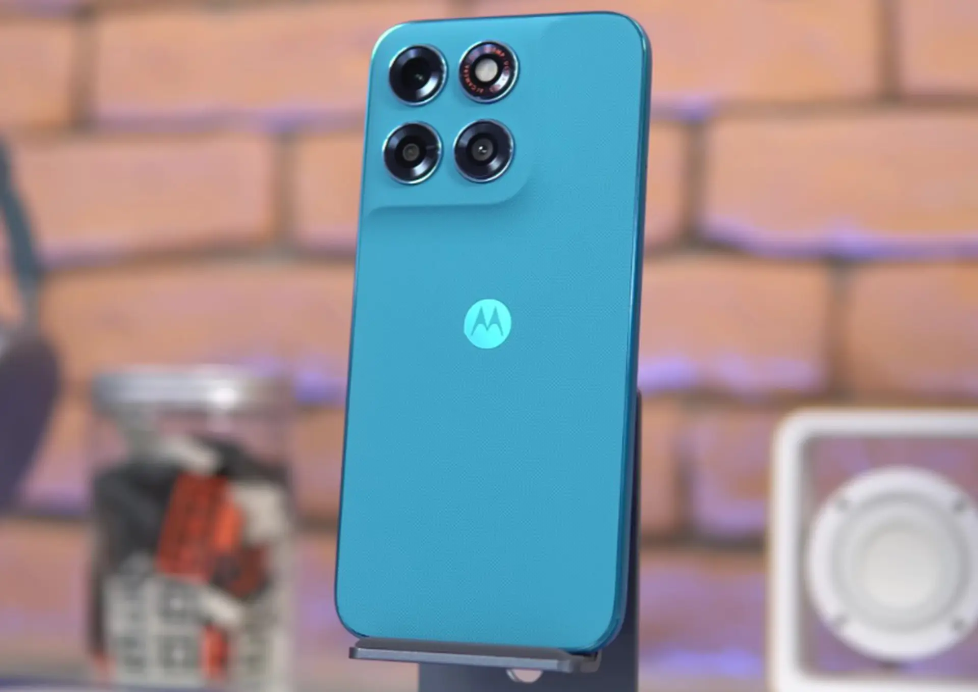 Đánh giá Motorola G Max: Camera 200 MP, màn hình AMOLED 1.5K, chip Dimensity 6400