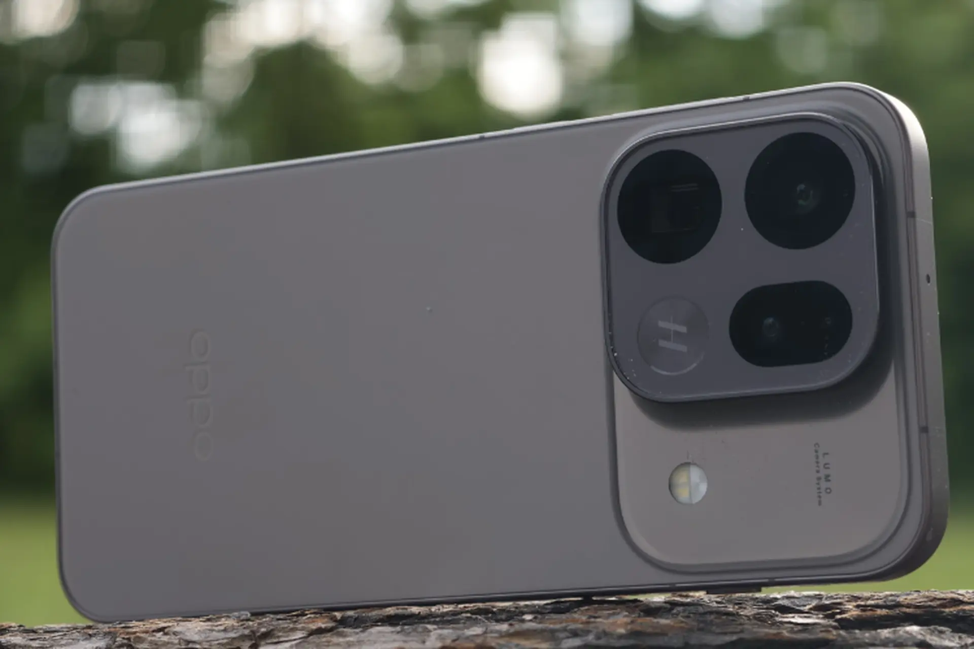 Đánh giá OPPO Find X9s Pro chi tiết: Flagship nhỏ gọn nổi bật với pin 7.025 mAh