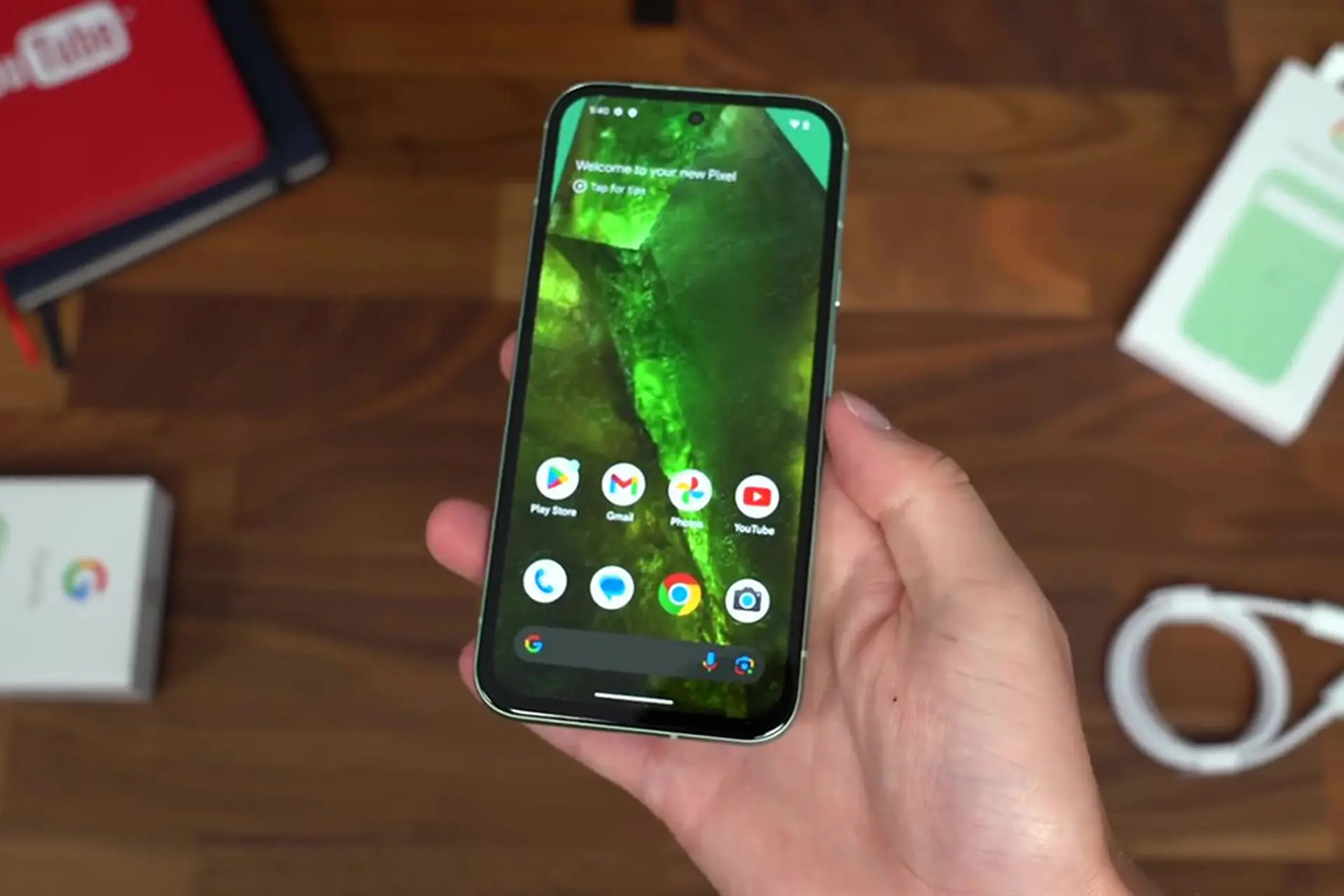 Đánh giá Pixel 8a: Điện thoại tầm trung của Google năm 2024 với chip Tensor G3