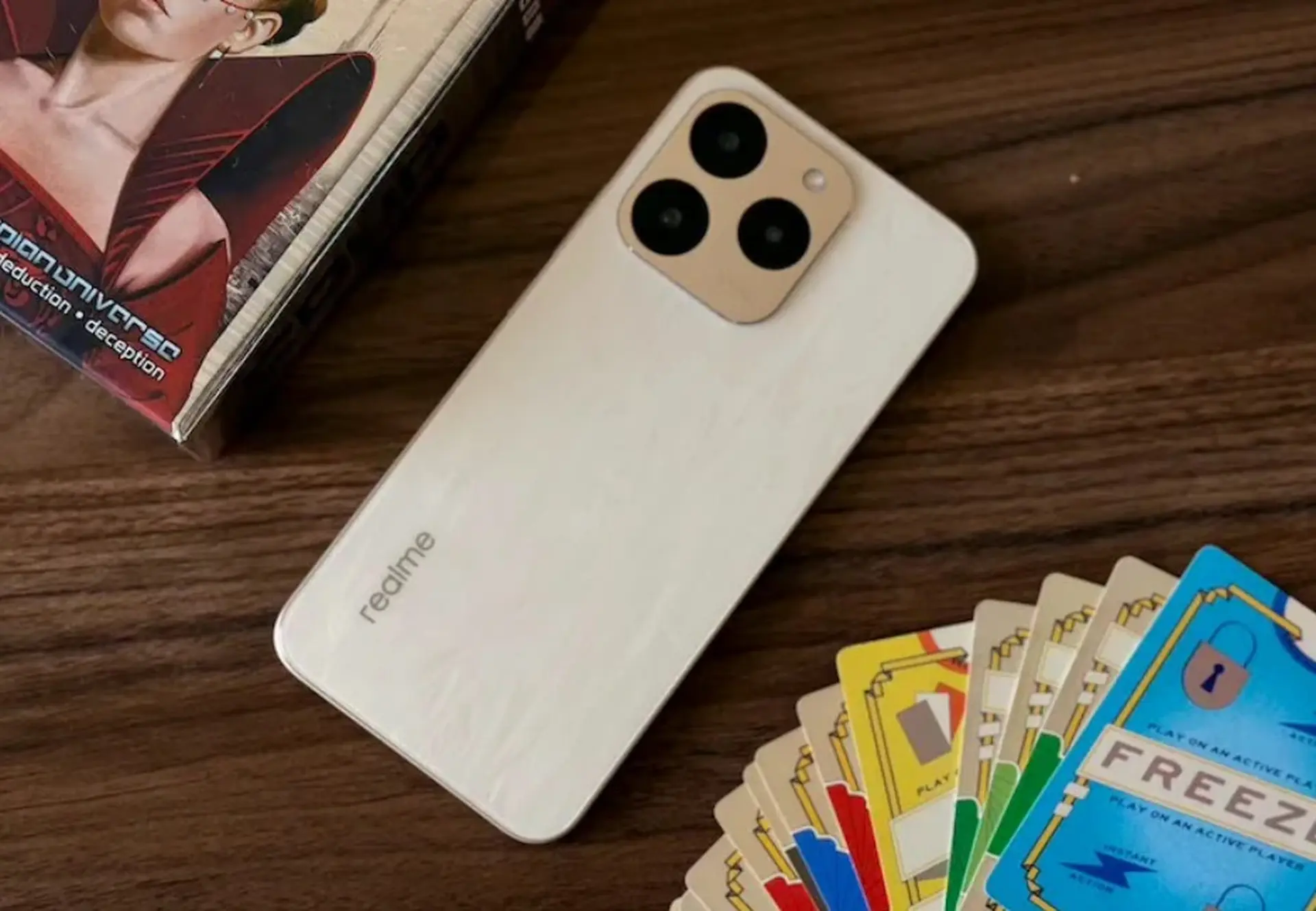 Đánh giá realme 15T 5G: Thiết kế mỏng nhẹ, màn hình đẹp và hiệu năng đáng chú ý