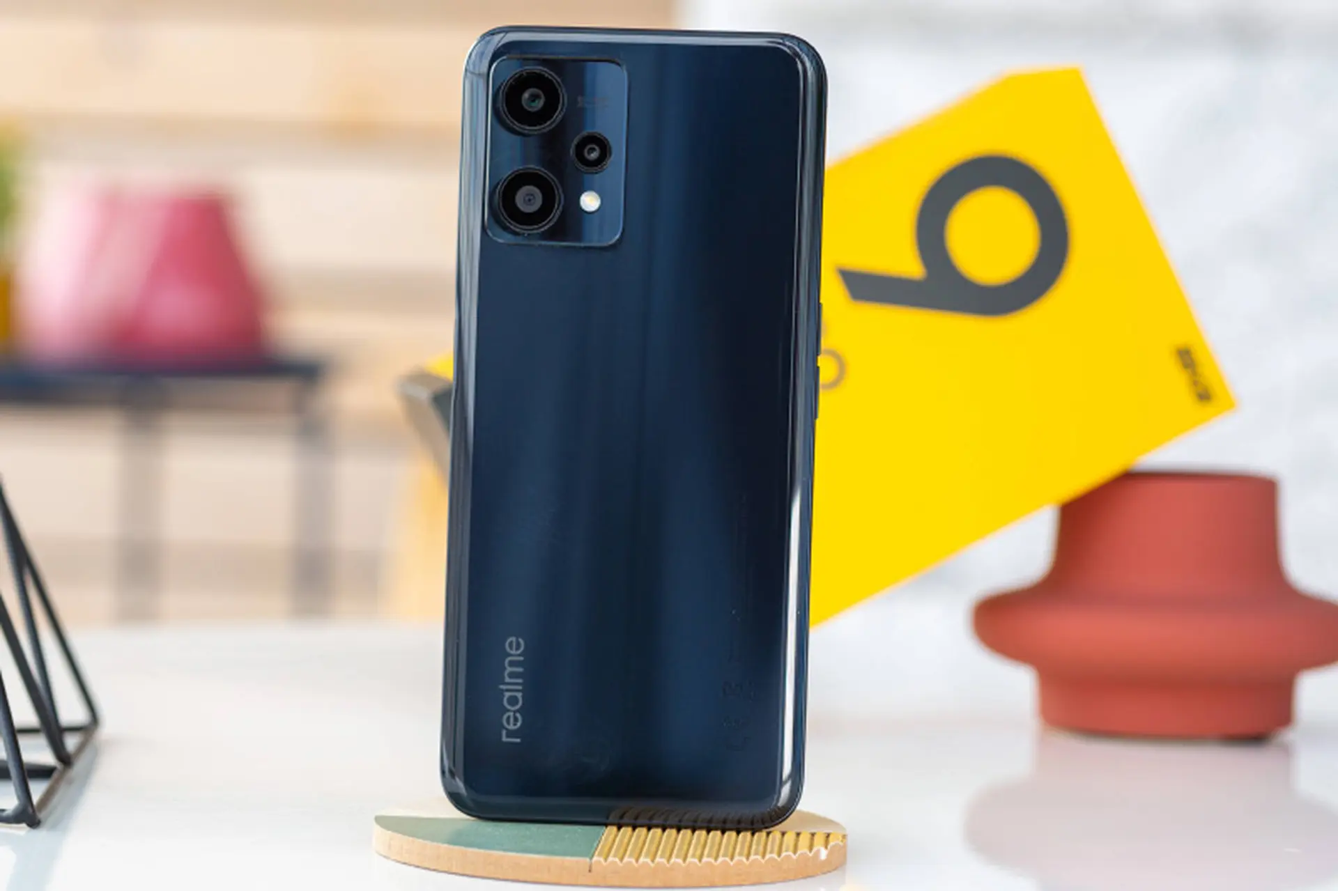 Đánh giá realme 9 Pro năm 2026: Mẫu máy cũ còn đáng mua ở thời điểm hiện tại?