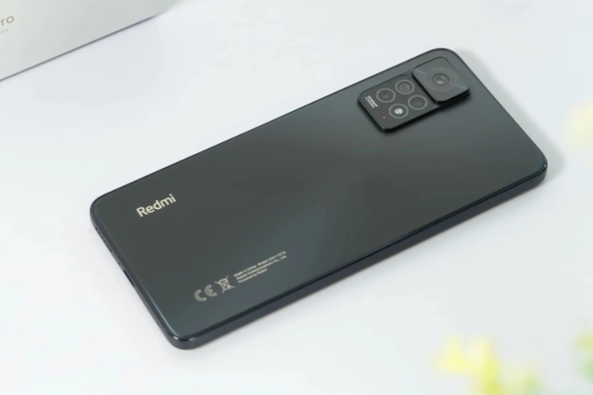 Đánh giá Redmi Note 11 Pro: Màn hình AMOLED 120 Hz, camera 108 MP và sạc nhanh 67 W